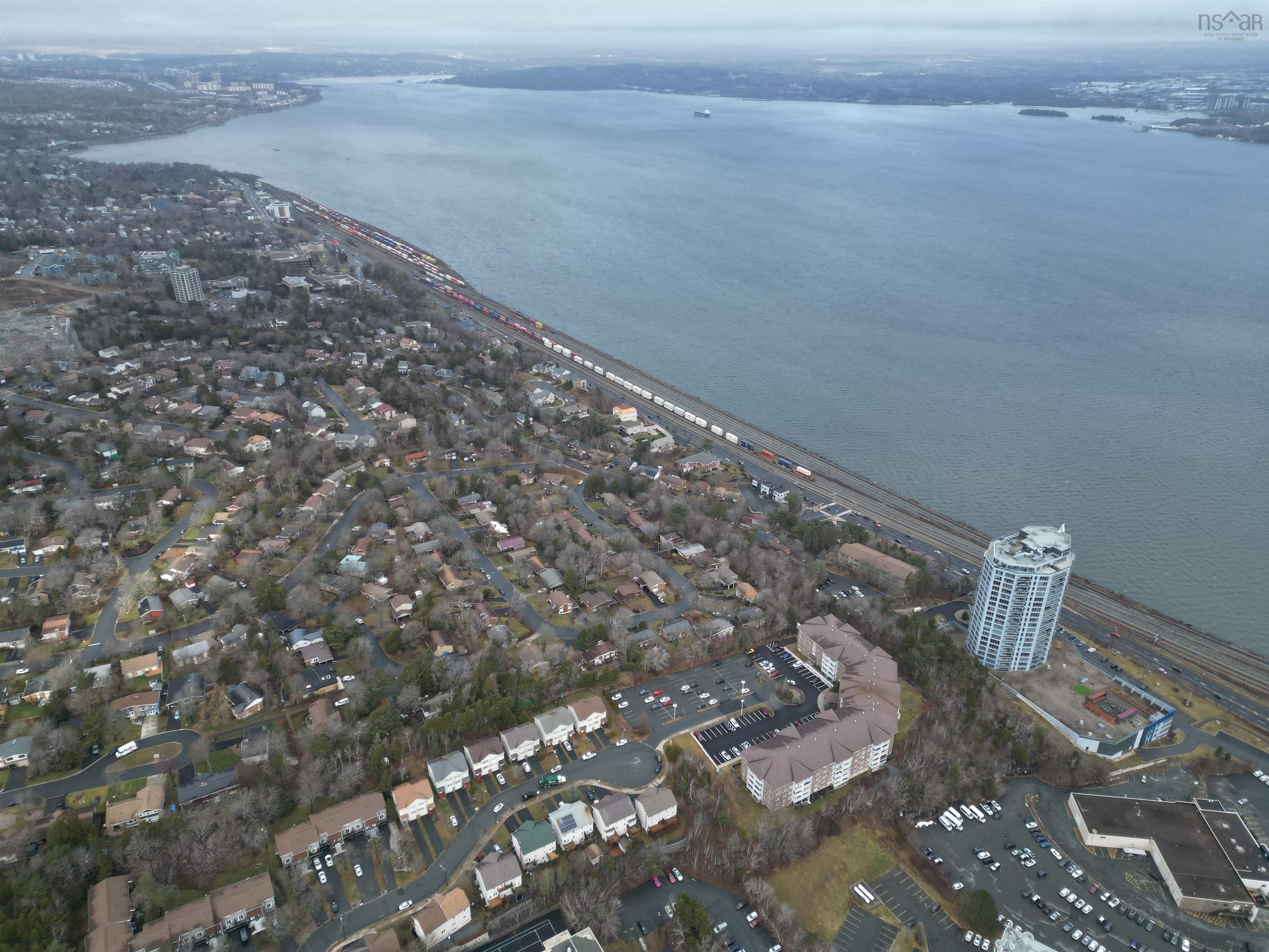 10 10 Stoneybrook Court, Clayton Park, NS (MLS 202601443)