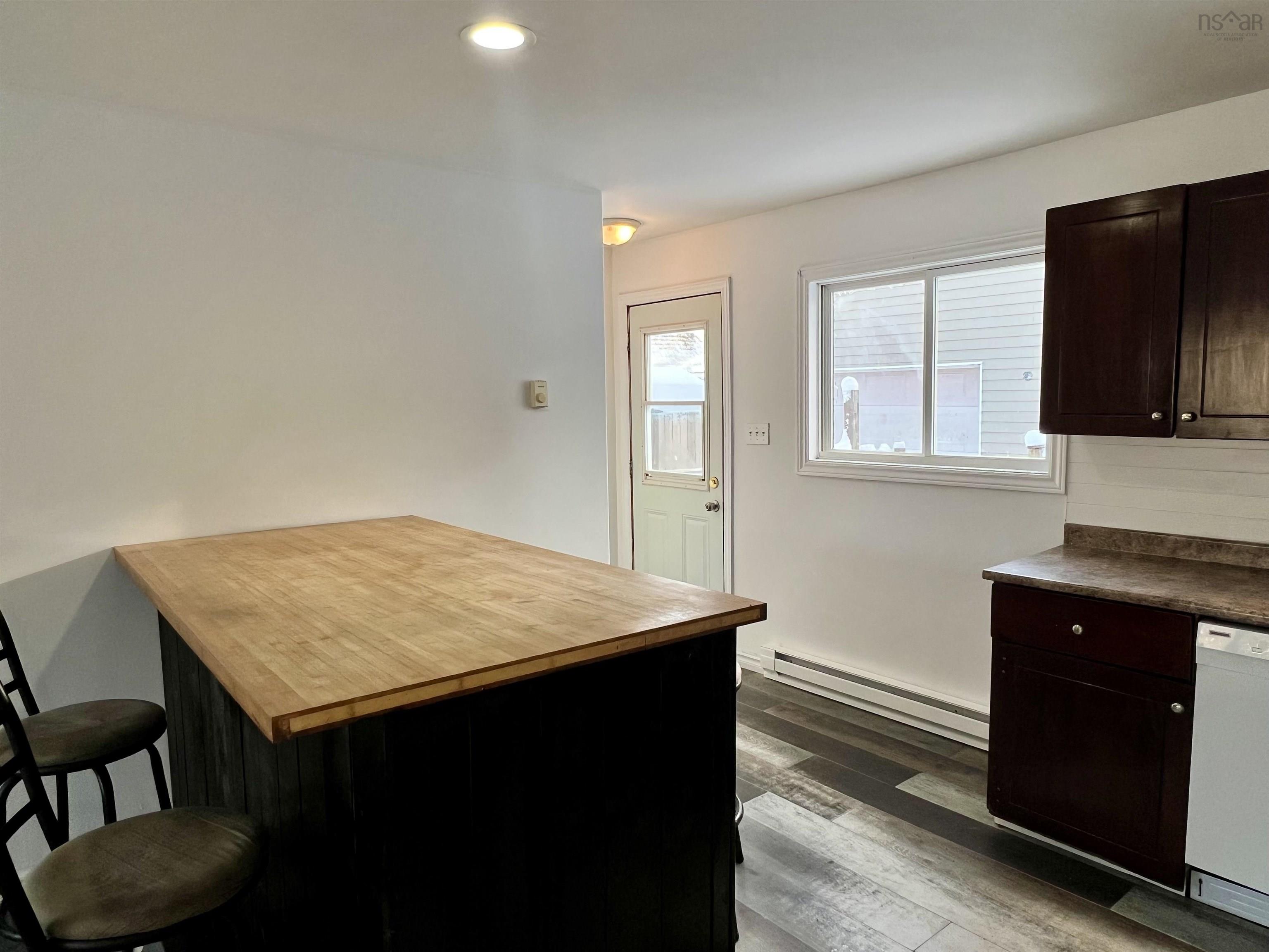 $229,000.00: 2121 Union Street, Westville