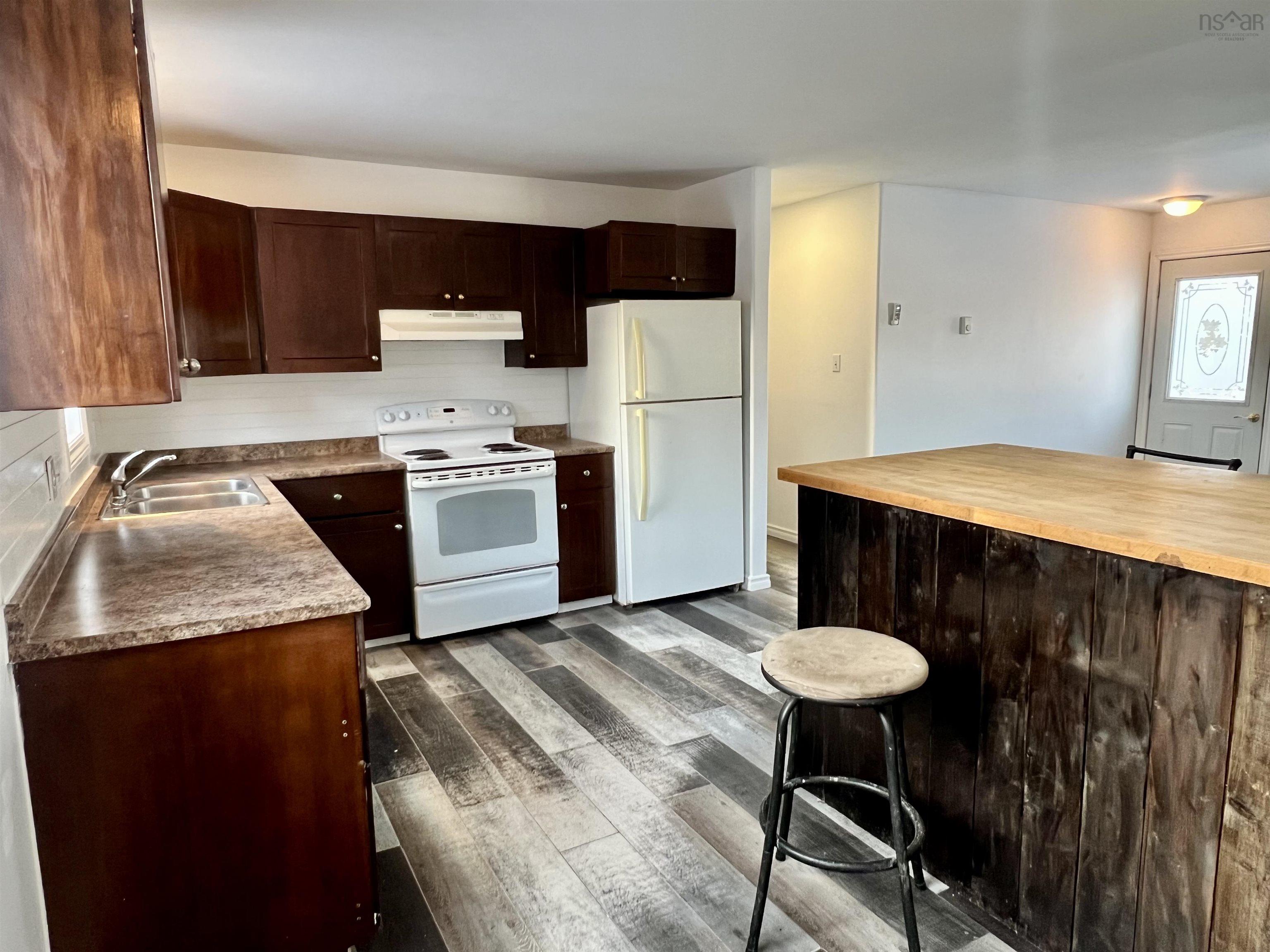 $229,000.00: 2121 Union Street, Westville