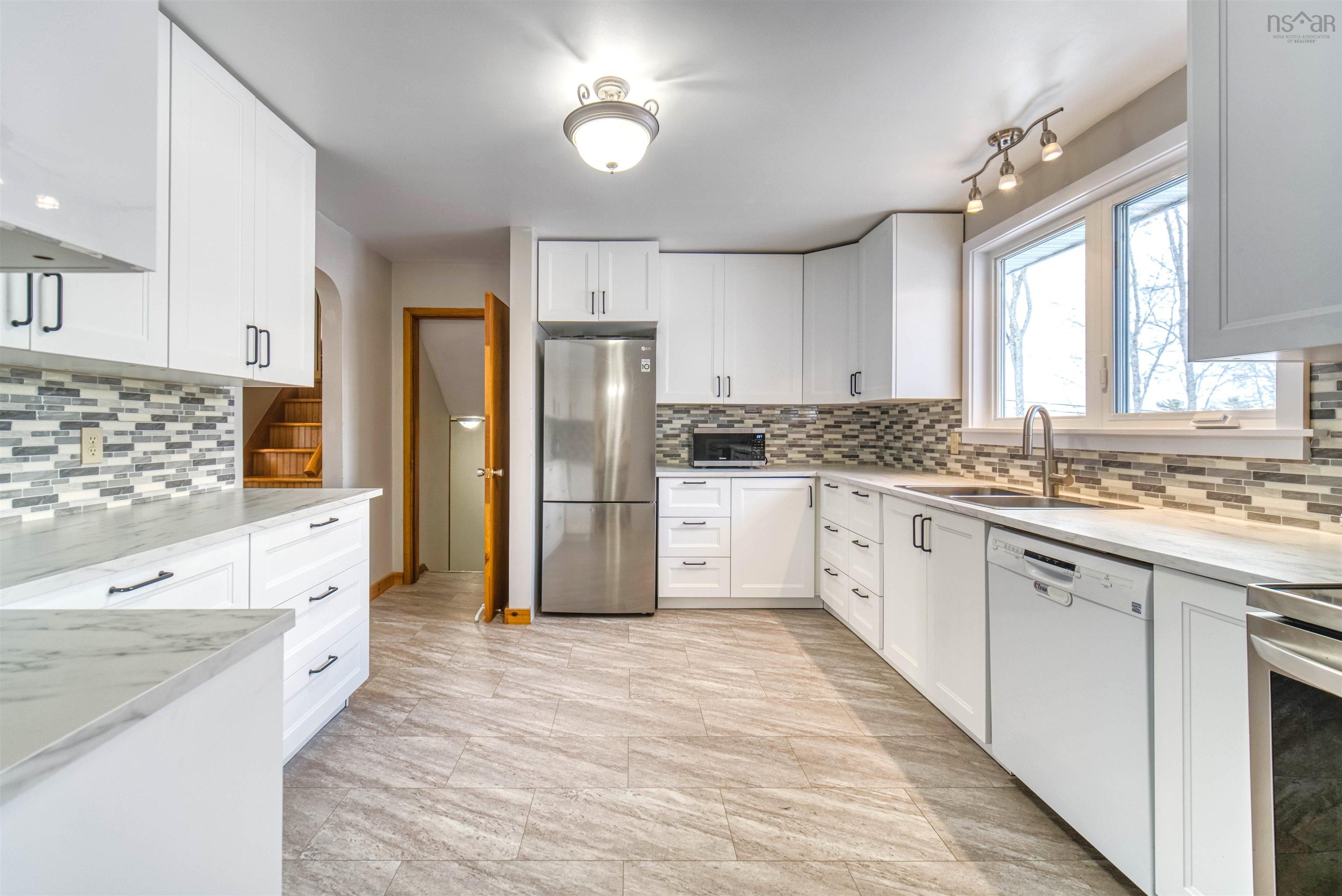 $499,900.00: 5 Alpine Drive, Bridgewater