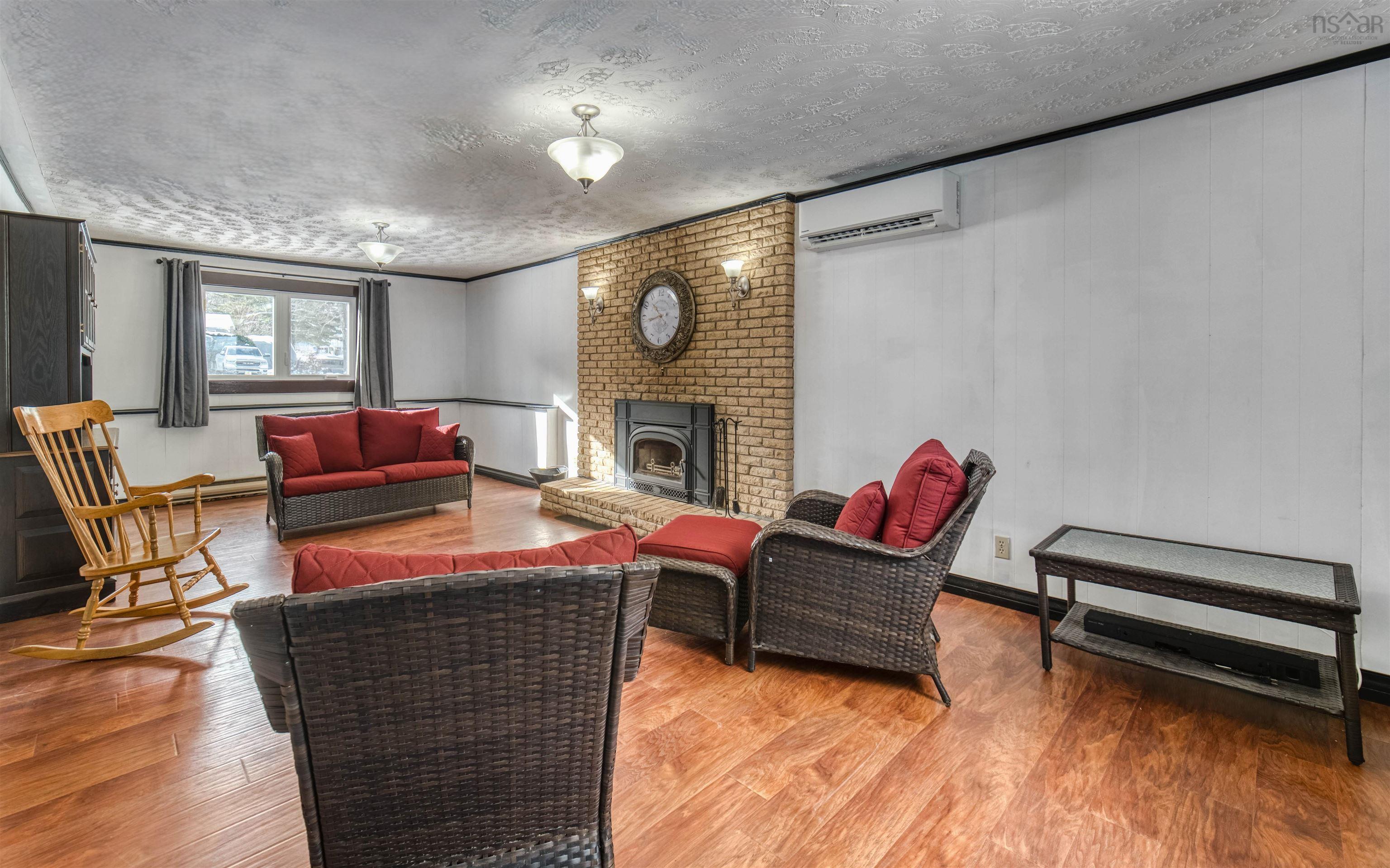 $499,900.00: 5 Alpine Drive, Bridgewater