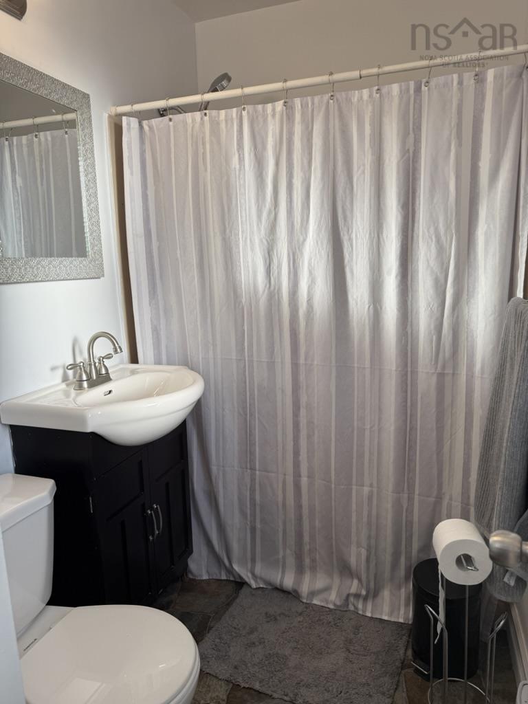 $239,900.00: 35 Aberdeen Avenue, New Glasgow