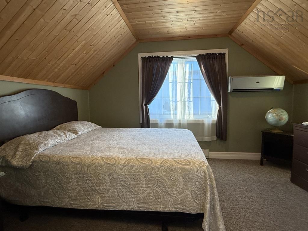 $239,900.00: 35 Aberdeen Avenue, New Glasgow