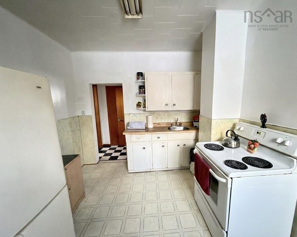 $136,900.00: 385 Gibbon Street, New Waterford