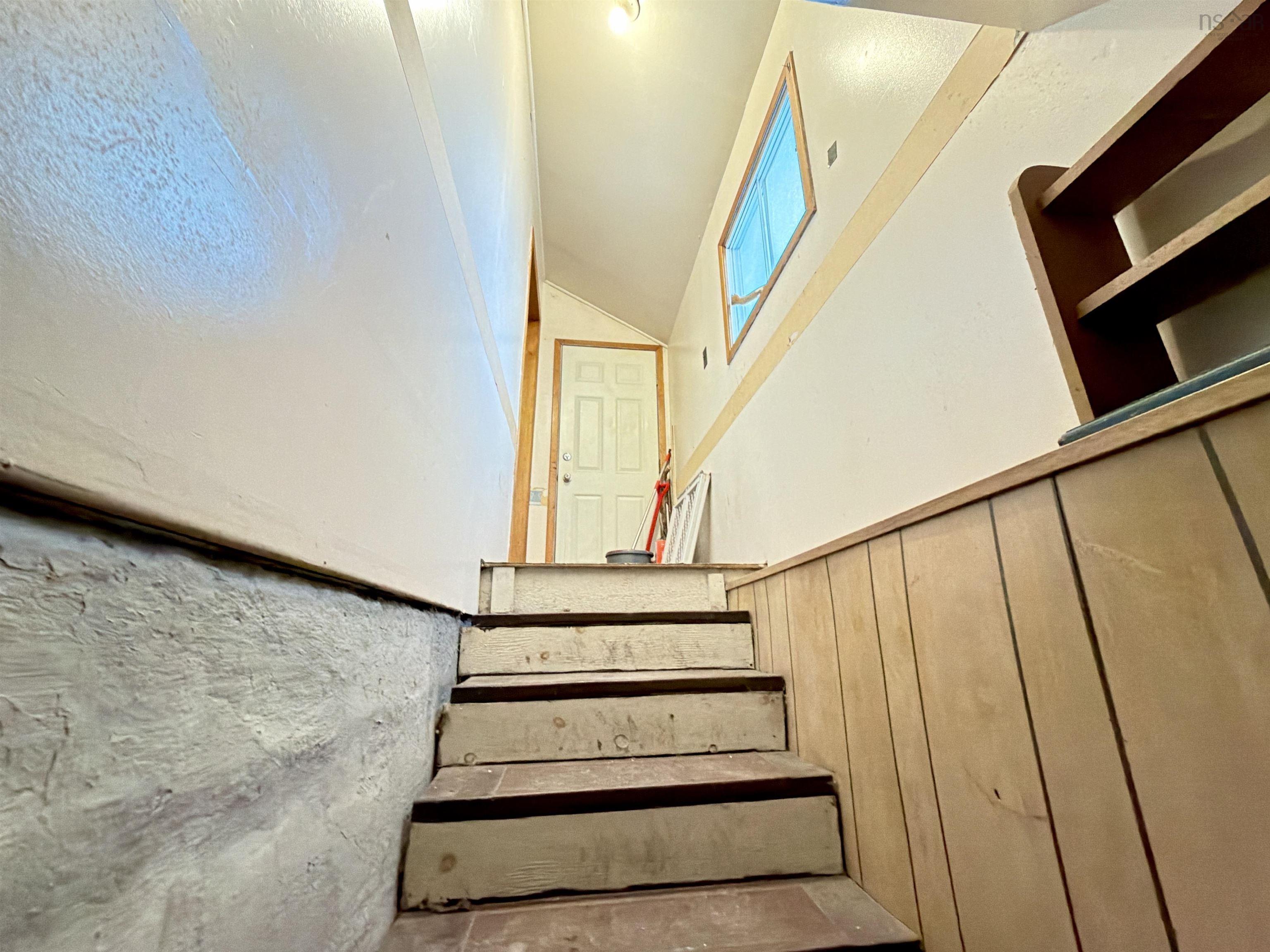 $136,900.00: 385 Gibbon Street, New Waterford