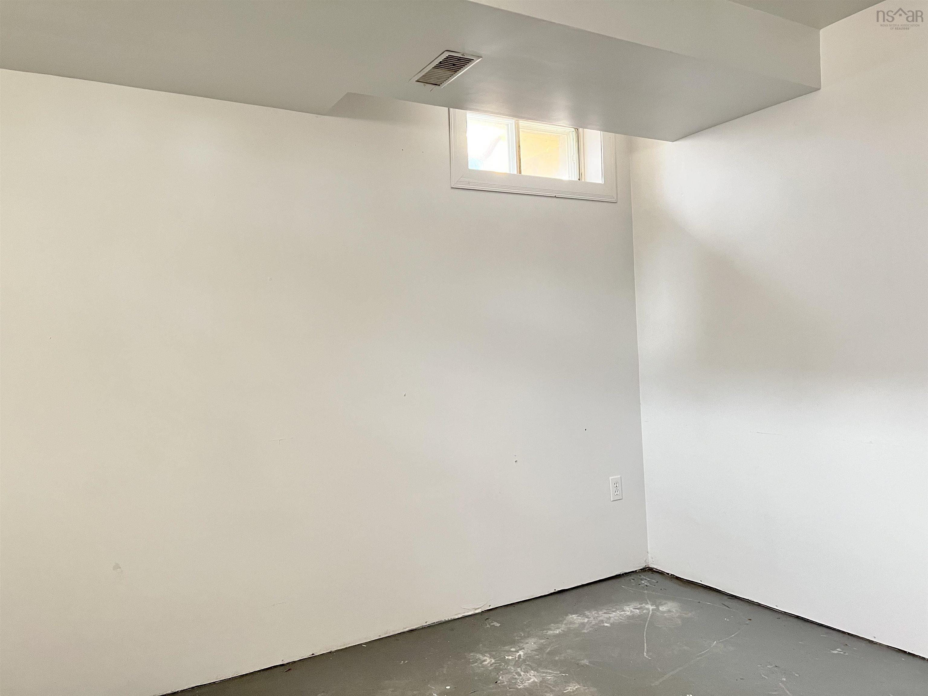 $275,000.00: 1005 Alma Road, Sylvester