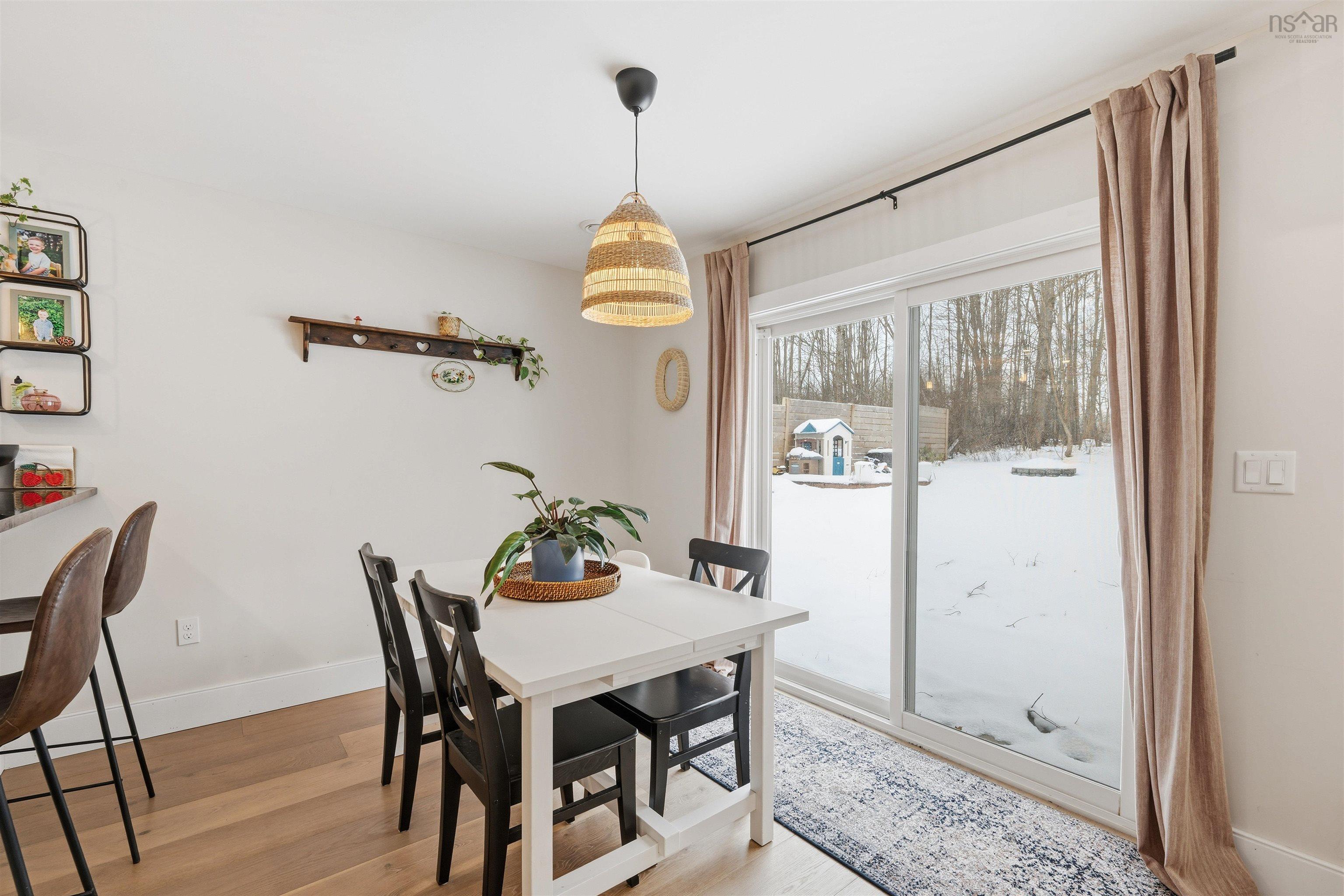 $599,900.00: 82 Town Road, Falmouth