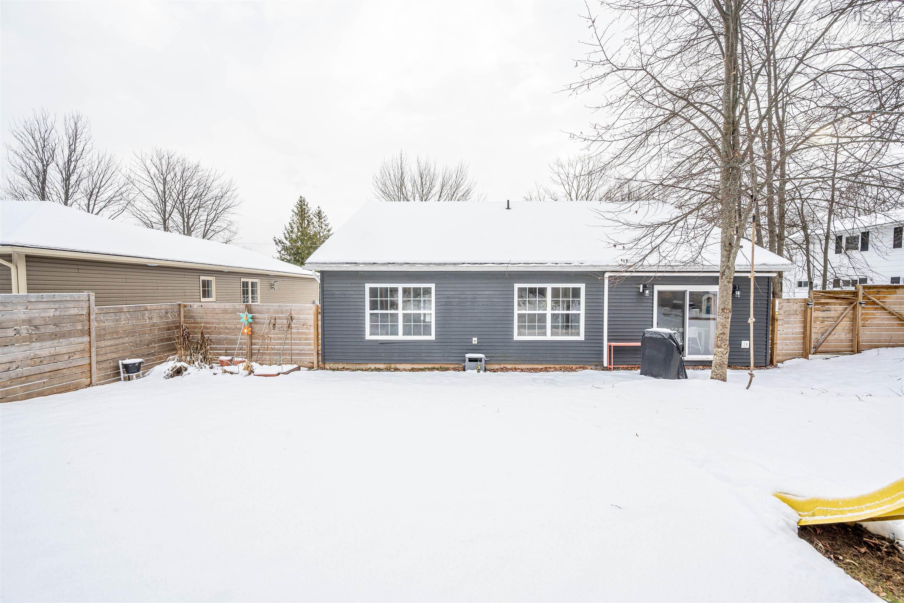 $599,900.00: 82 Town Road, Falmouth