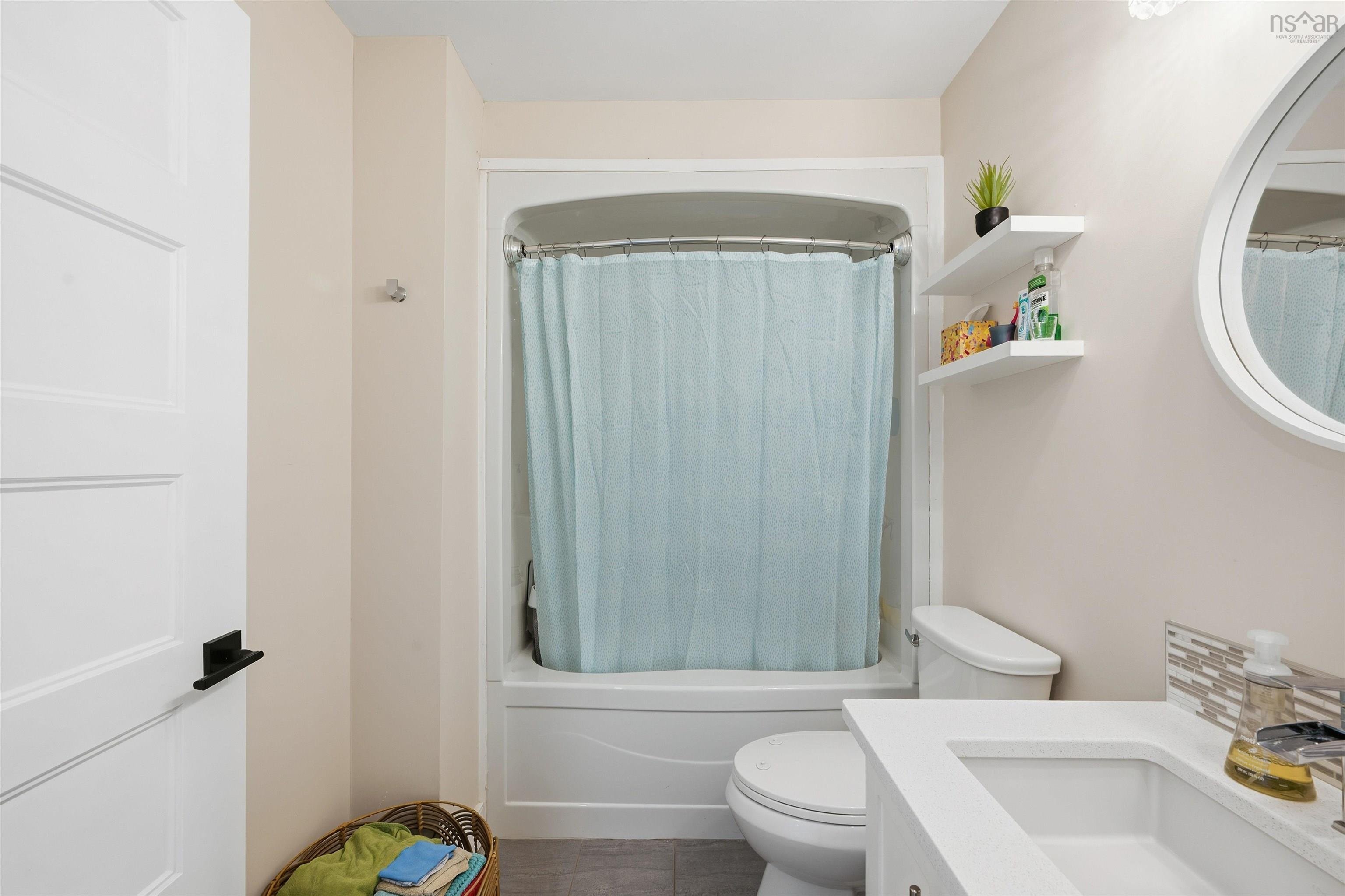 $599,900.00: 82 Town Road, Falmouth