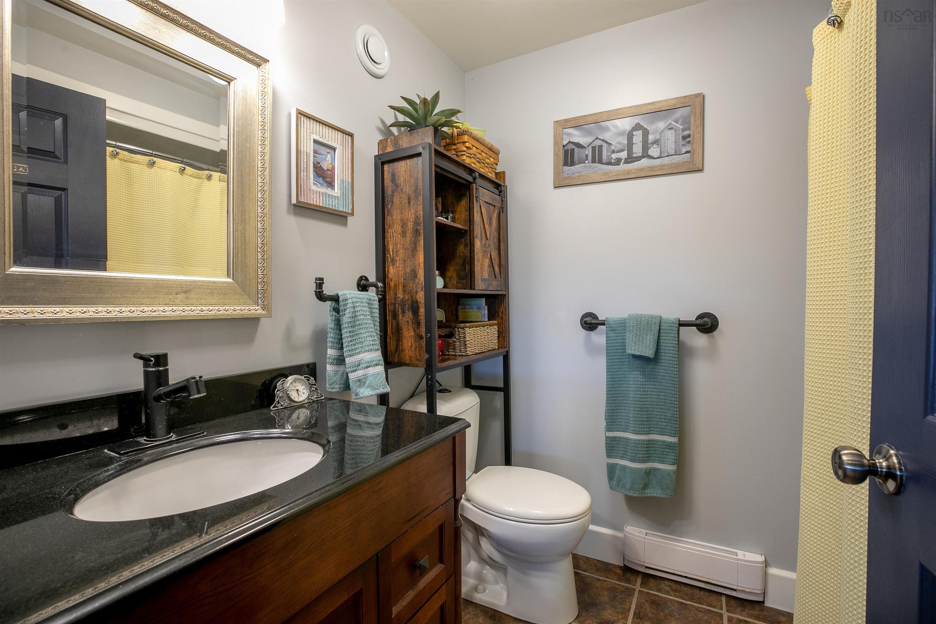 $1,435,000.00: 54 Bayview Drive, Hackett