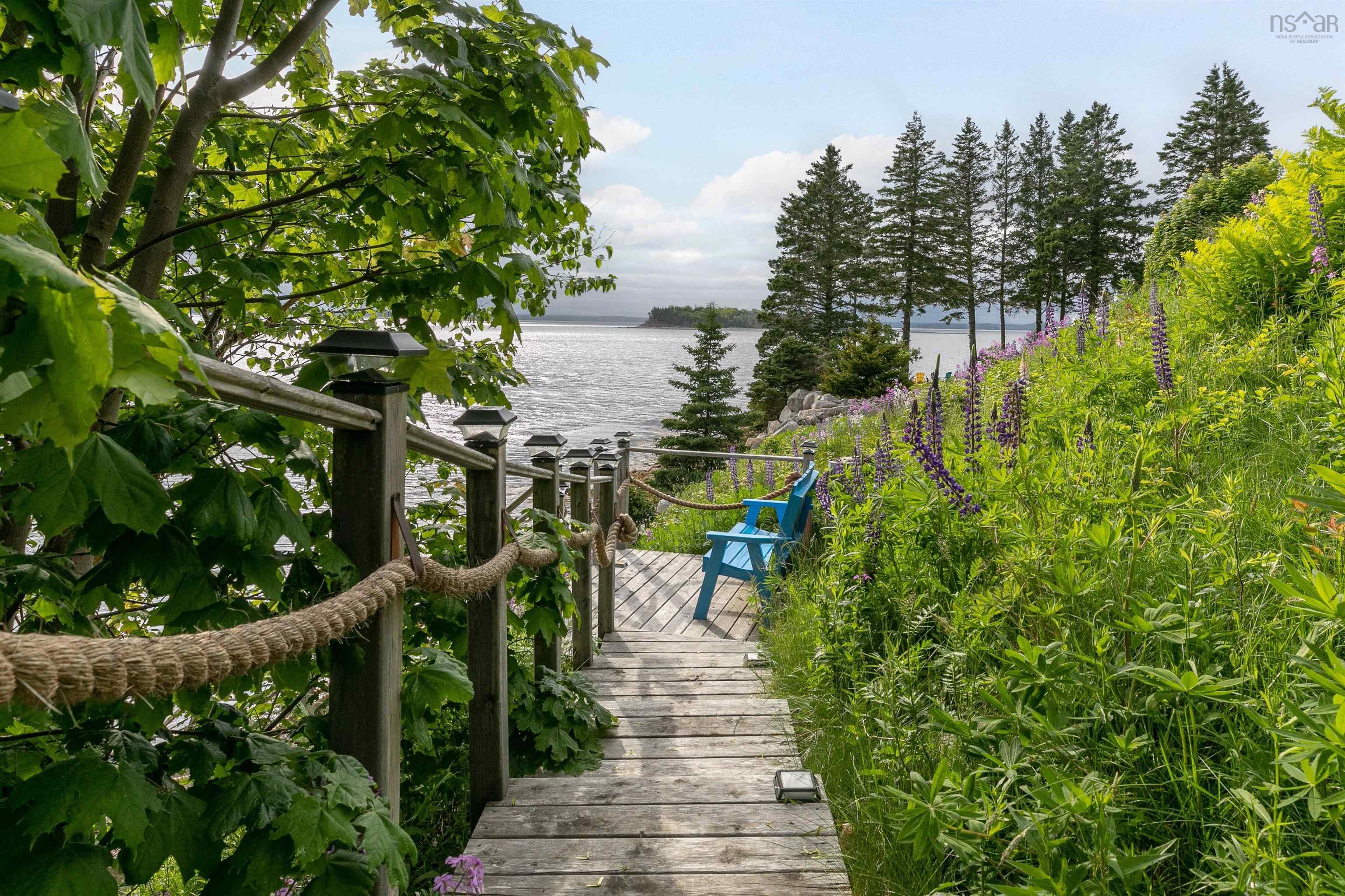 $1,435,000.00: 54 Bayview Drive, Hackett