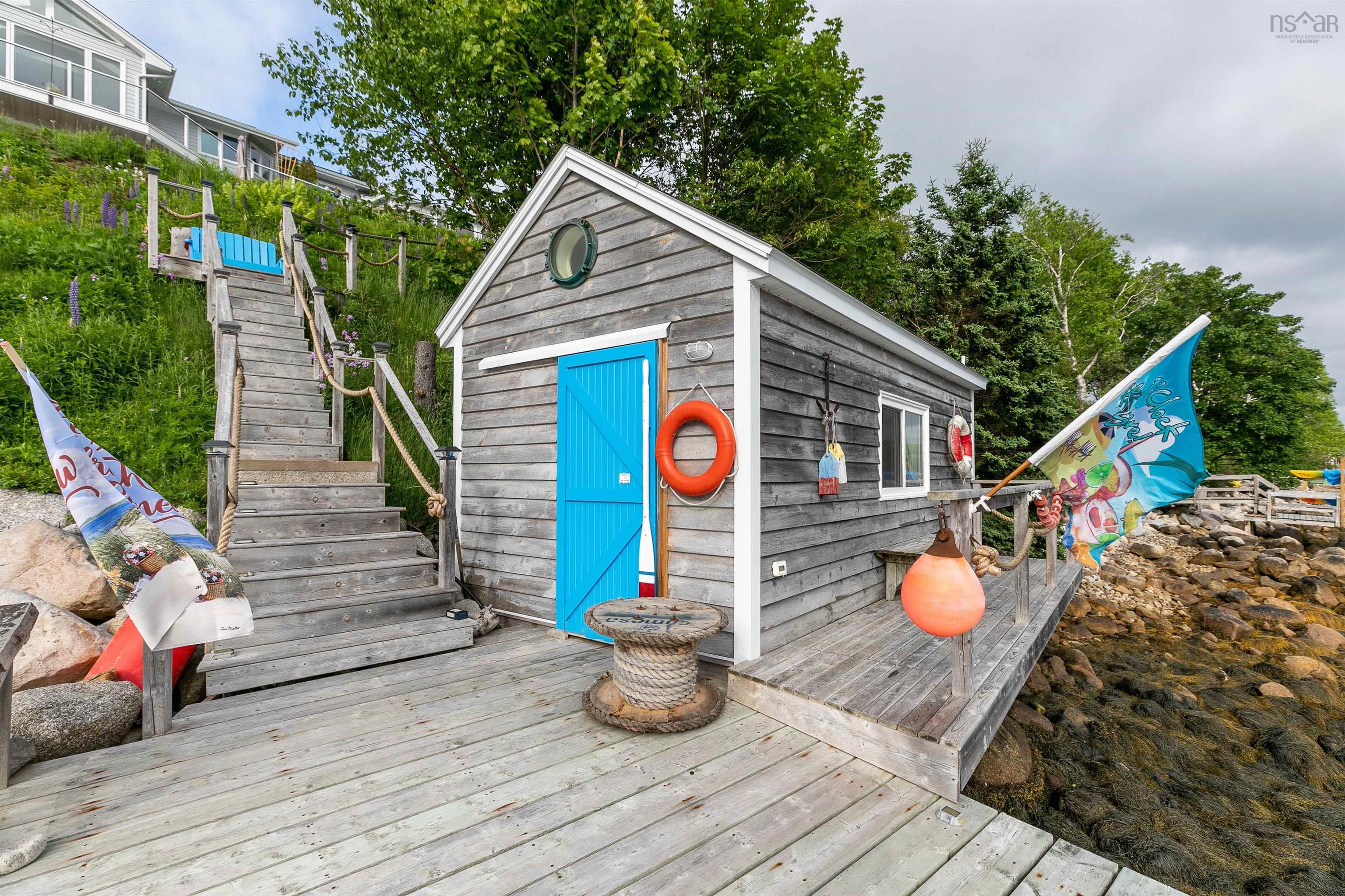 $1,435,000.00: 54 Bayview Drive, Hackett