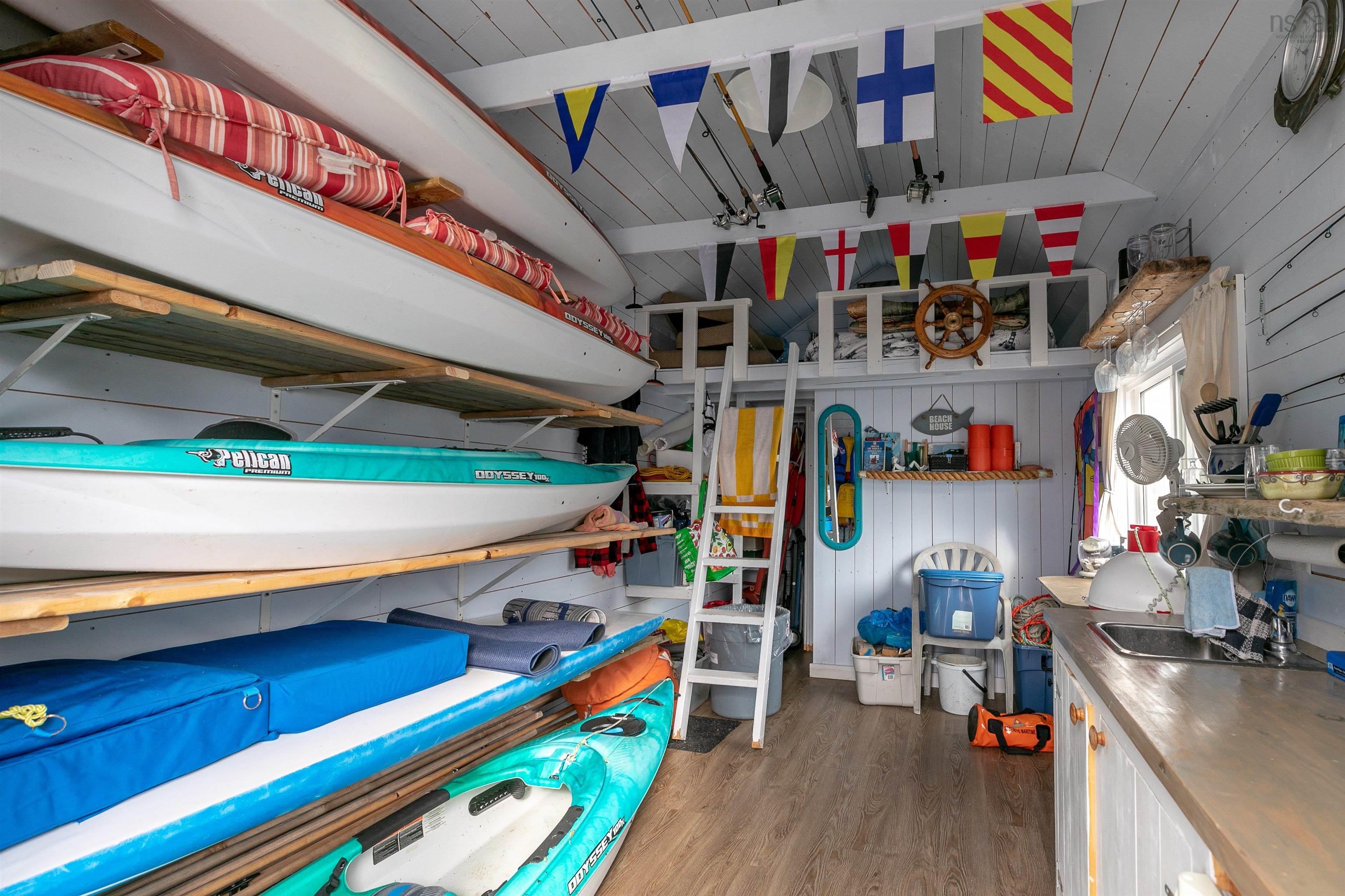 $1,435,000.00: 54 Bayview Drive, Hackett