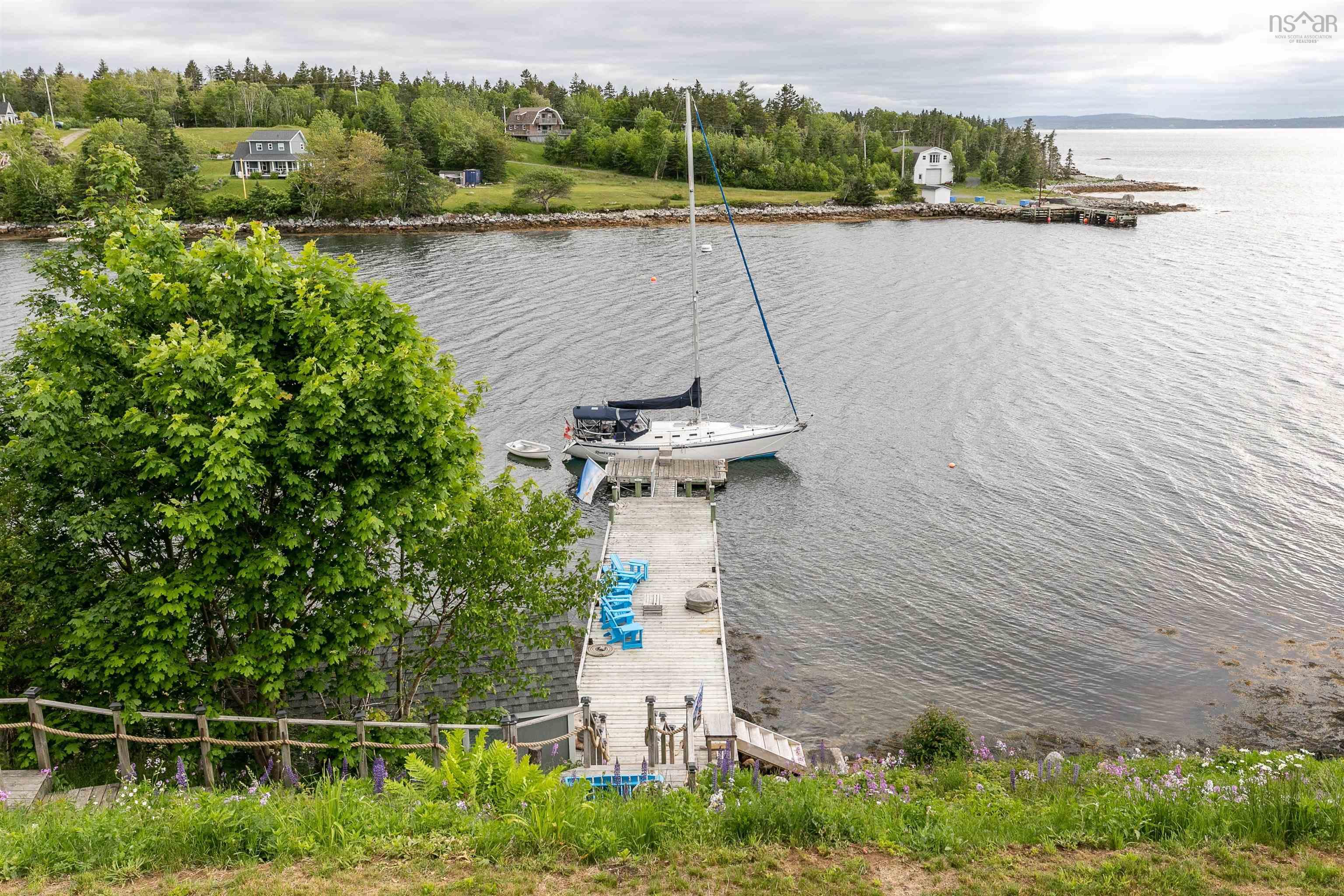 $1,435,000.00: 54 Bayview Drive, Hackett