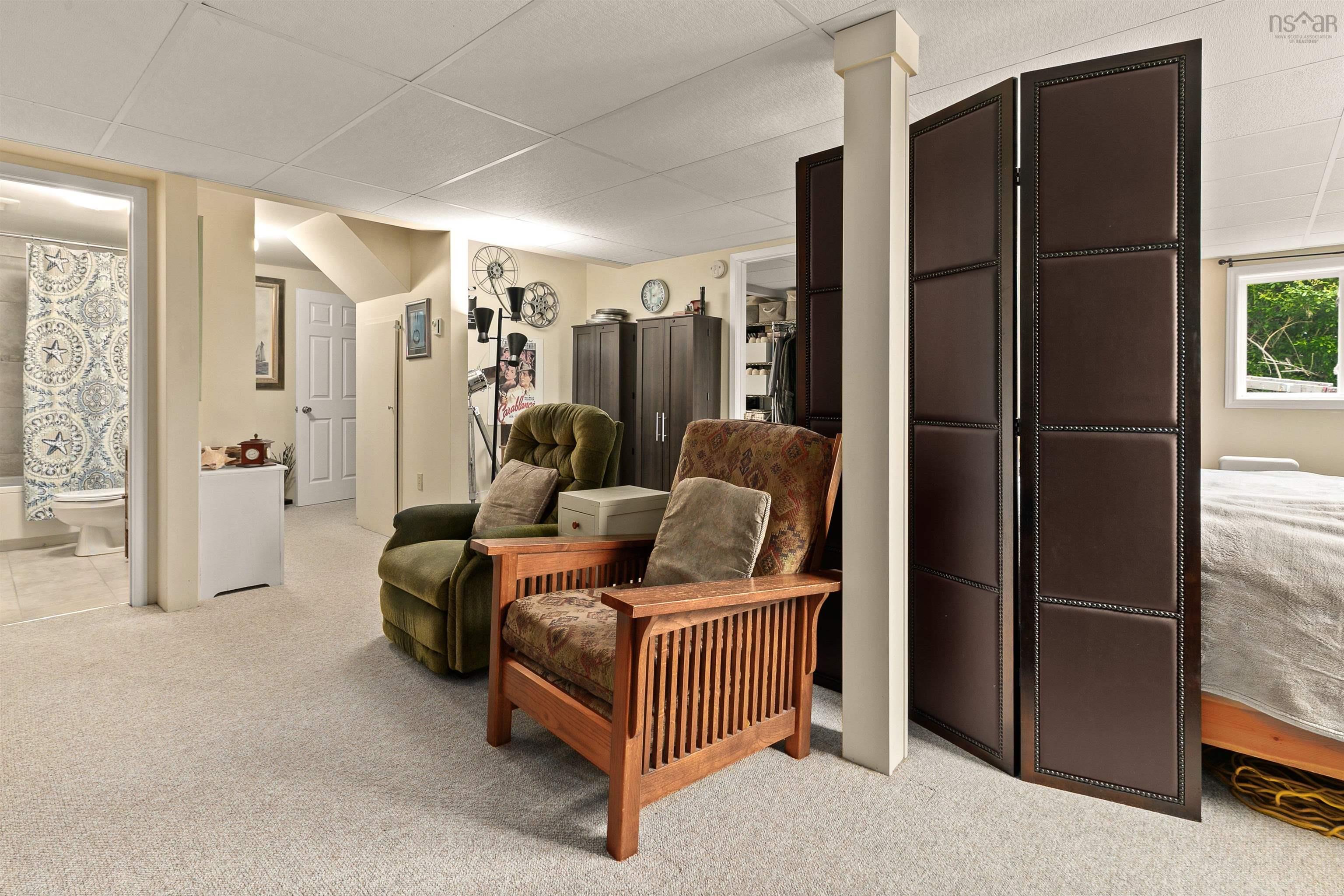 $1,435,000.00: 54 Bayview Drive, Hackett