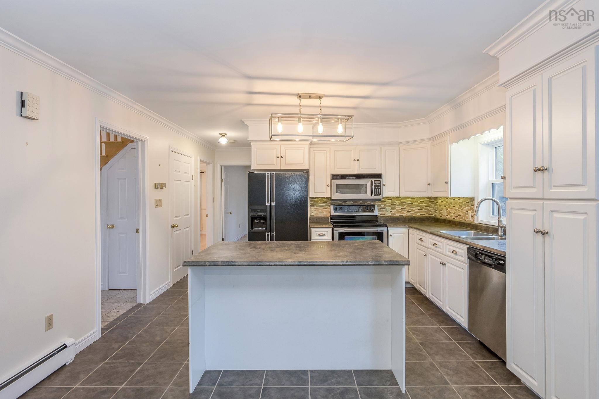 $599,900.00: 1903 Granton Abercrombie Road, Abercrombie