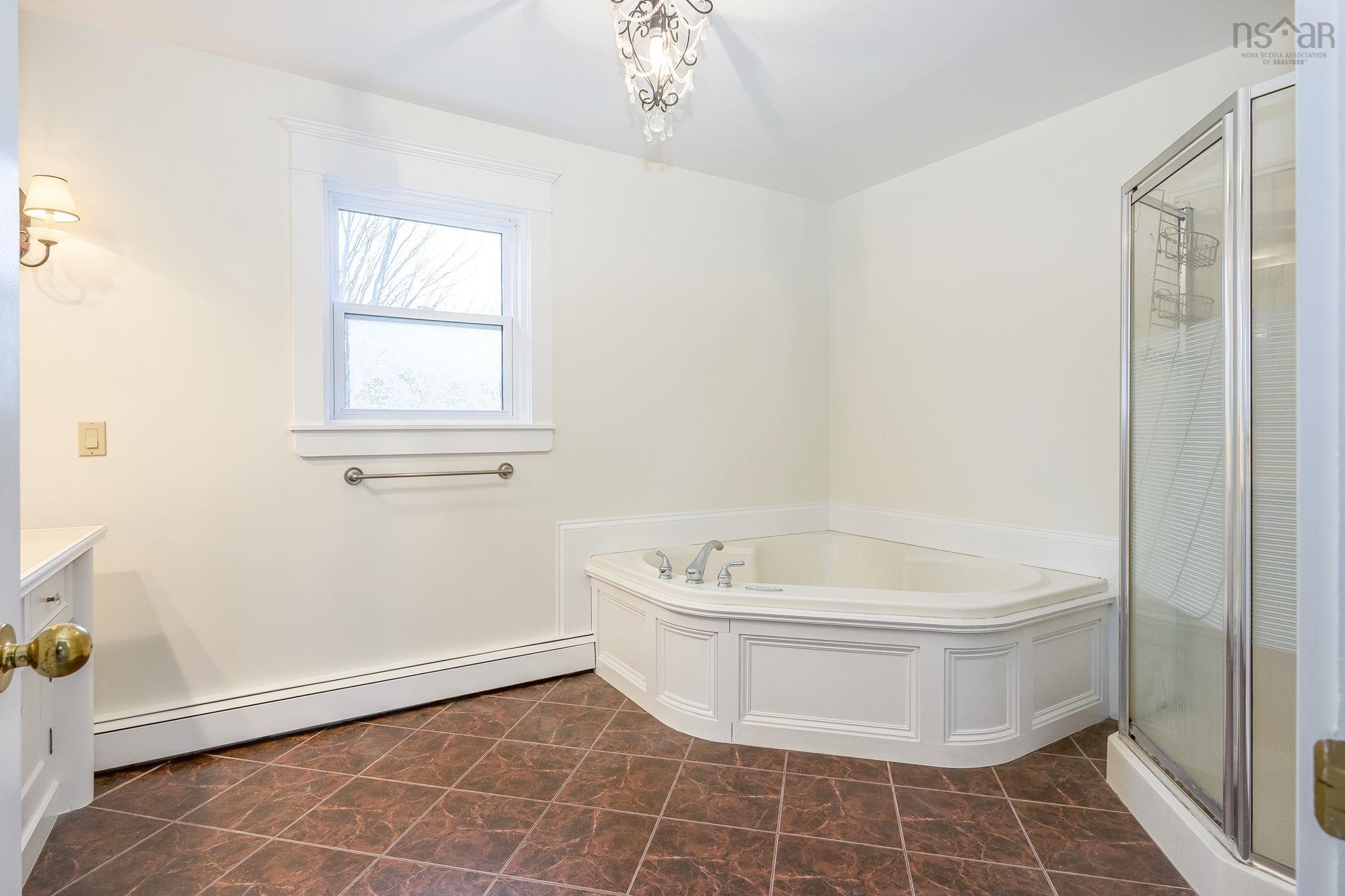 $599,900.00: 1903 Granton Abercrombie Road, Abercrombie