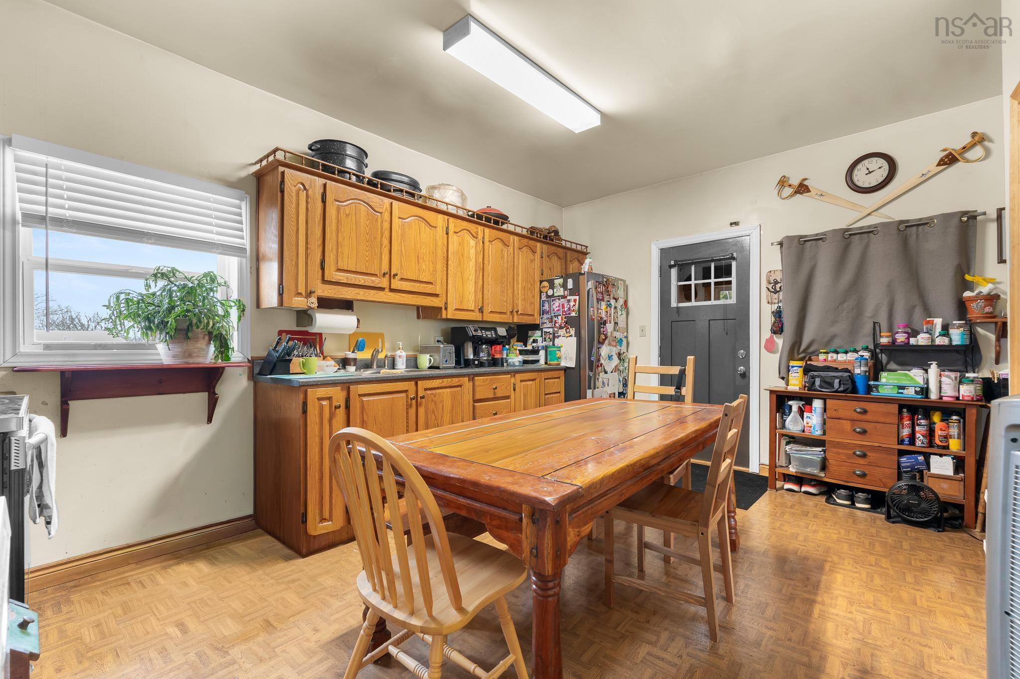 $299,900.00: 5 Herbert Street, Dartmouth