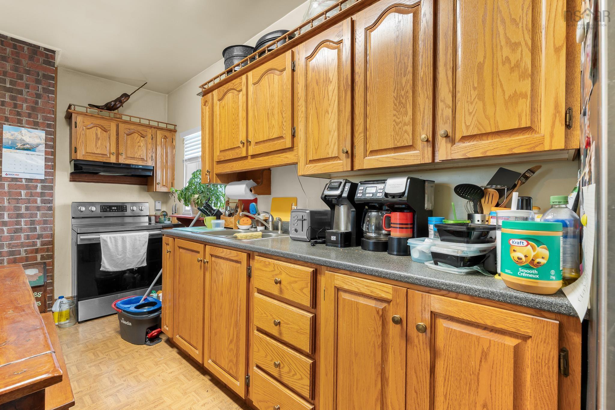 $299,900.00: 5 Herbert Street, Dartmouth