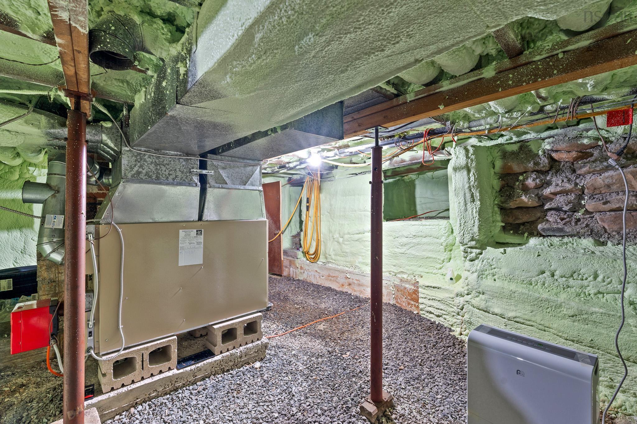 $299,900.00: 5 Herbert Street, Dartmouth