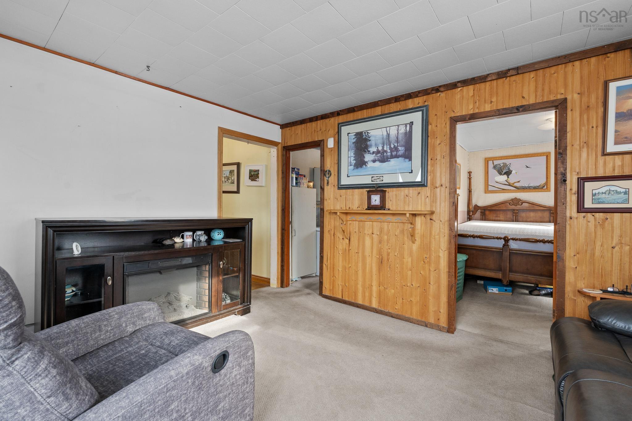 $299,900.00: 5 Herbert Street, Dartmouth