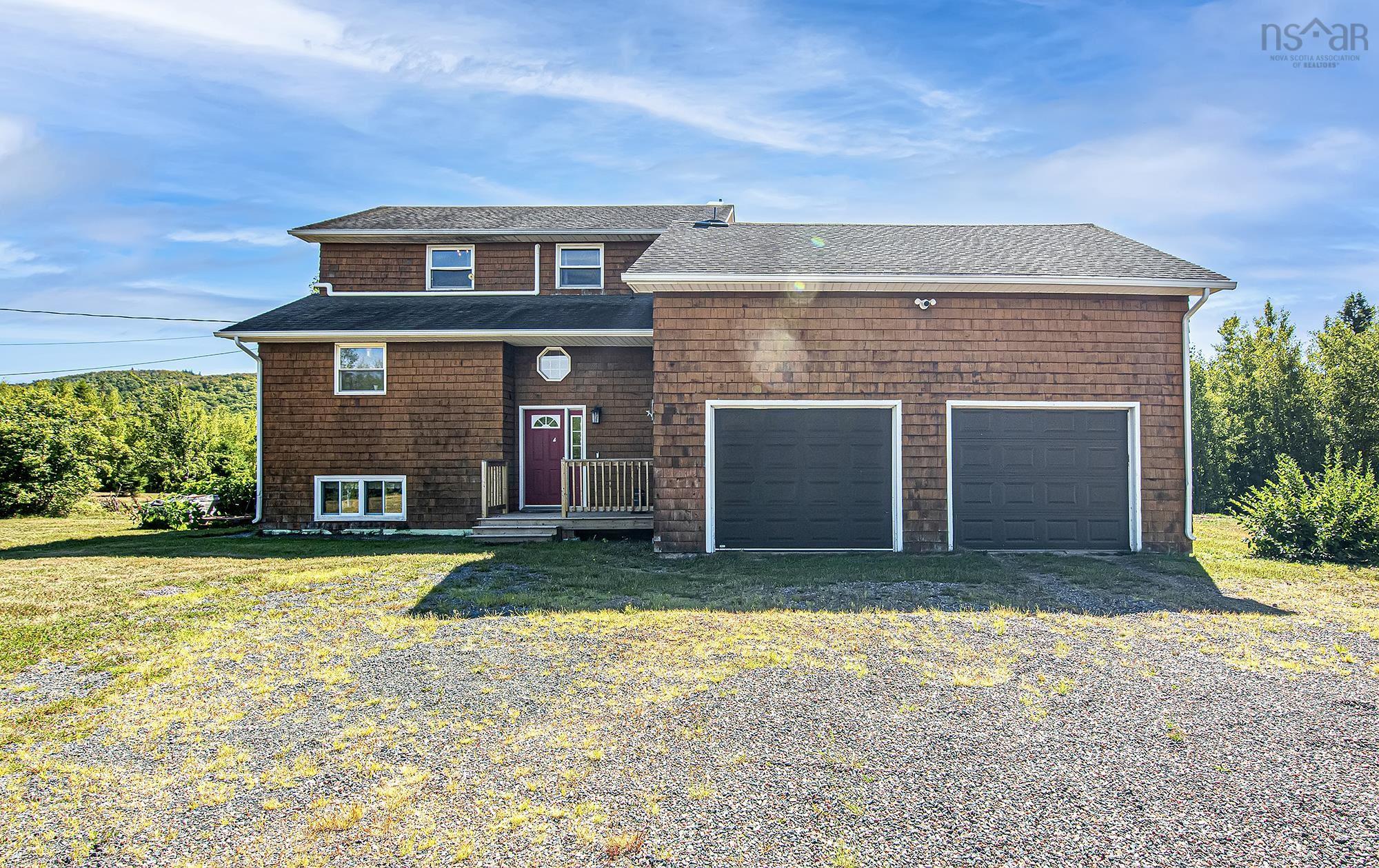 $669,900.00: 420 Highway 246, Wentworth