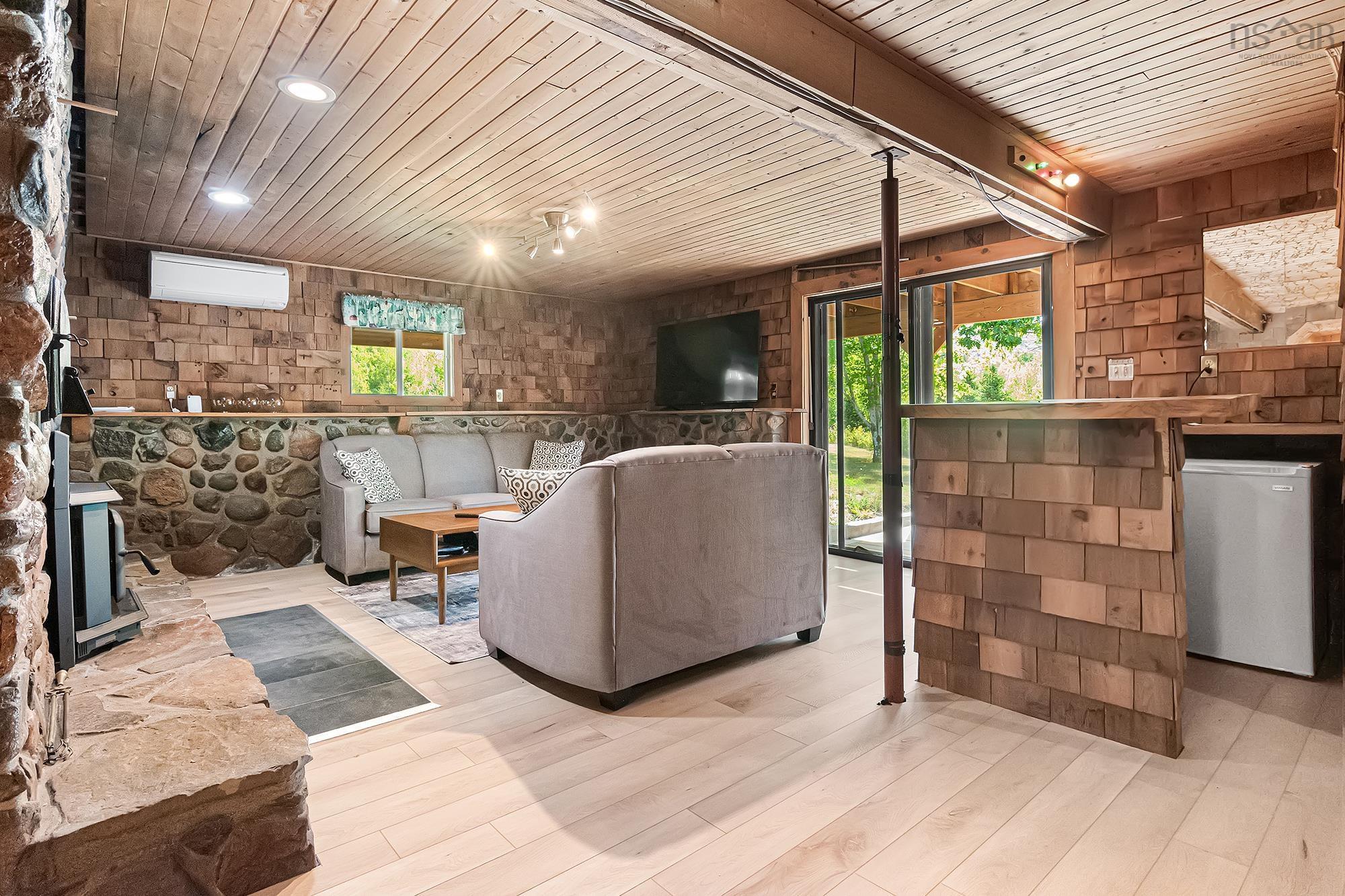 $669,900.00: 420 Highway 246, Wentworth