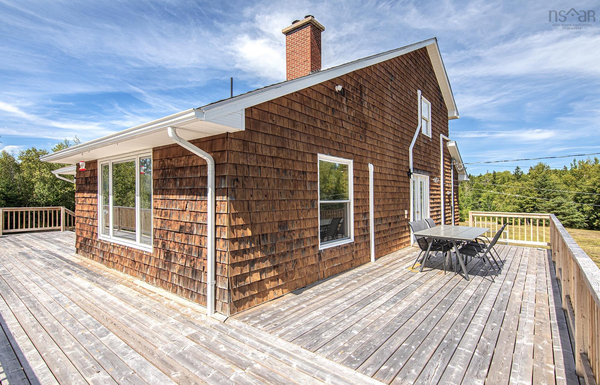 $669,900.00: 420 Highway 246, Wentworth