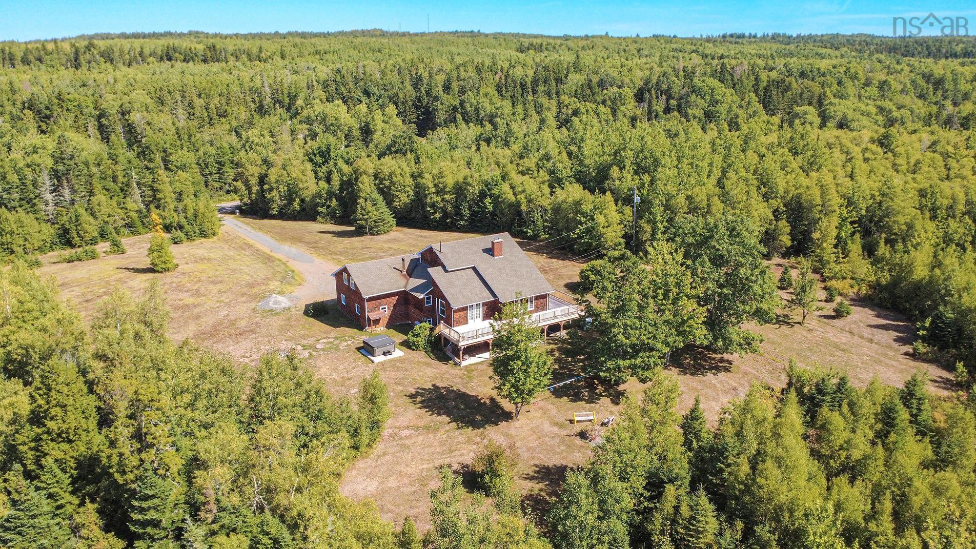 $669,900.00: 420 Highway 246, Wentworth