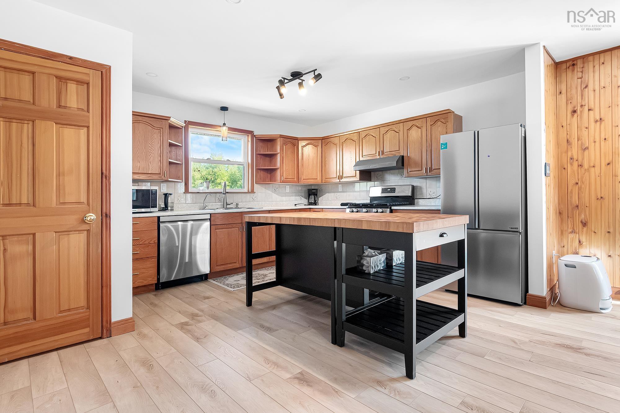 $669,900.00: 420 Highway 246, Wentworth