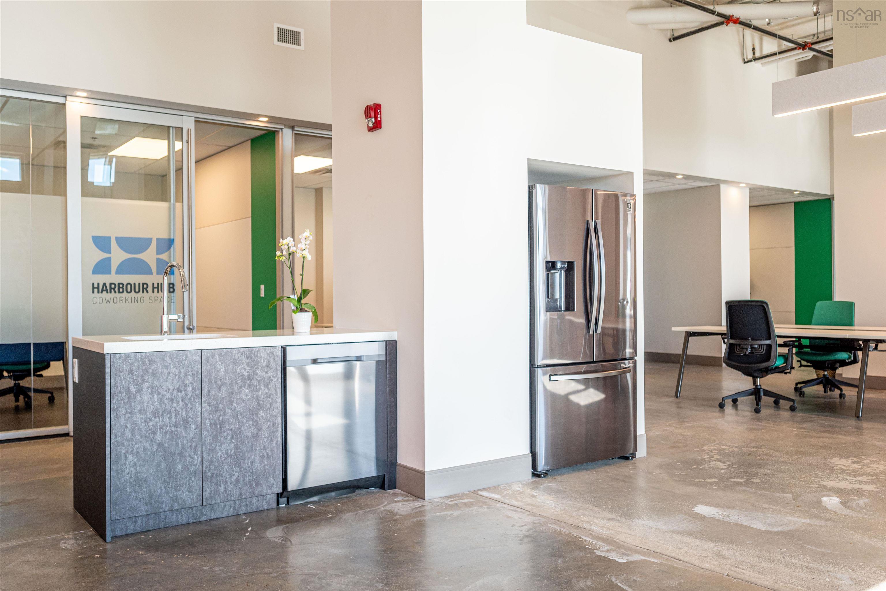 $1,495,000.00: 100 25 Alderney Drive, Dartmouth