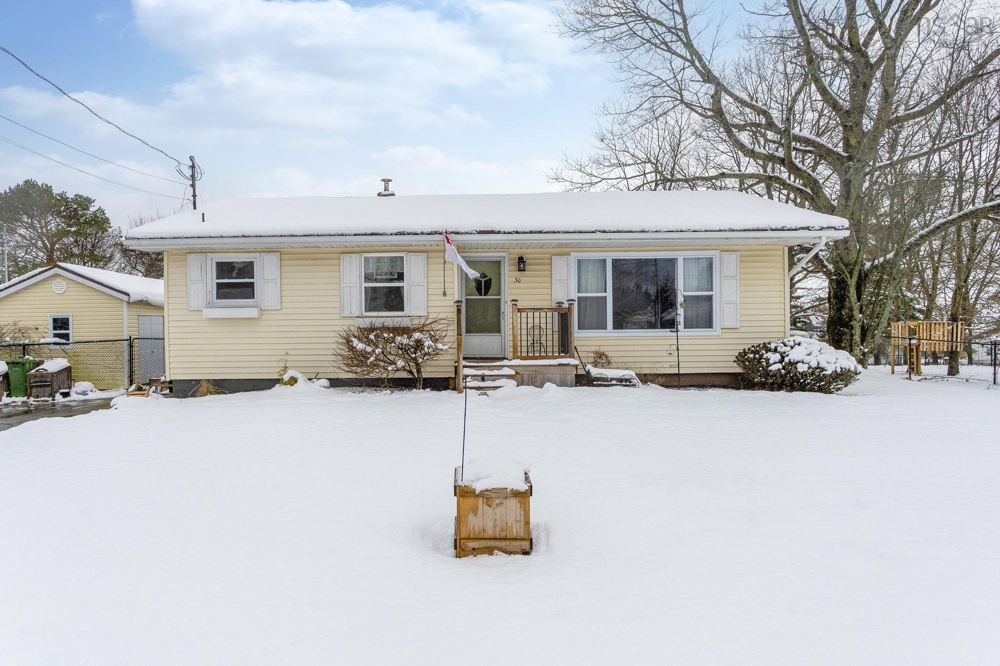 $499,900.00: 30 Hillside Avenue, Bible Hill