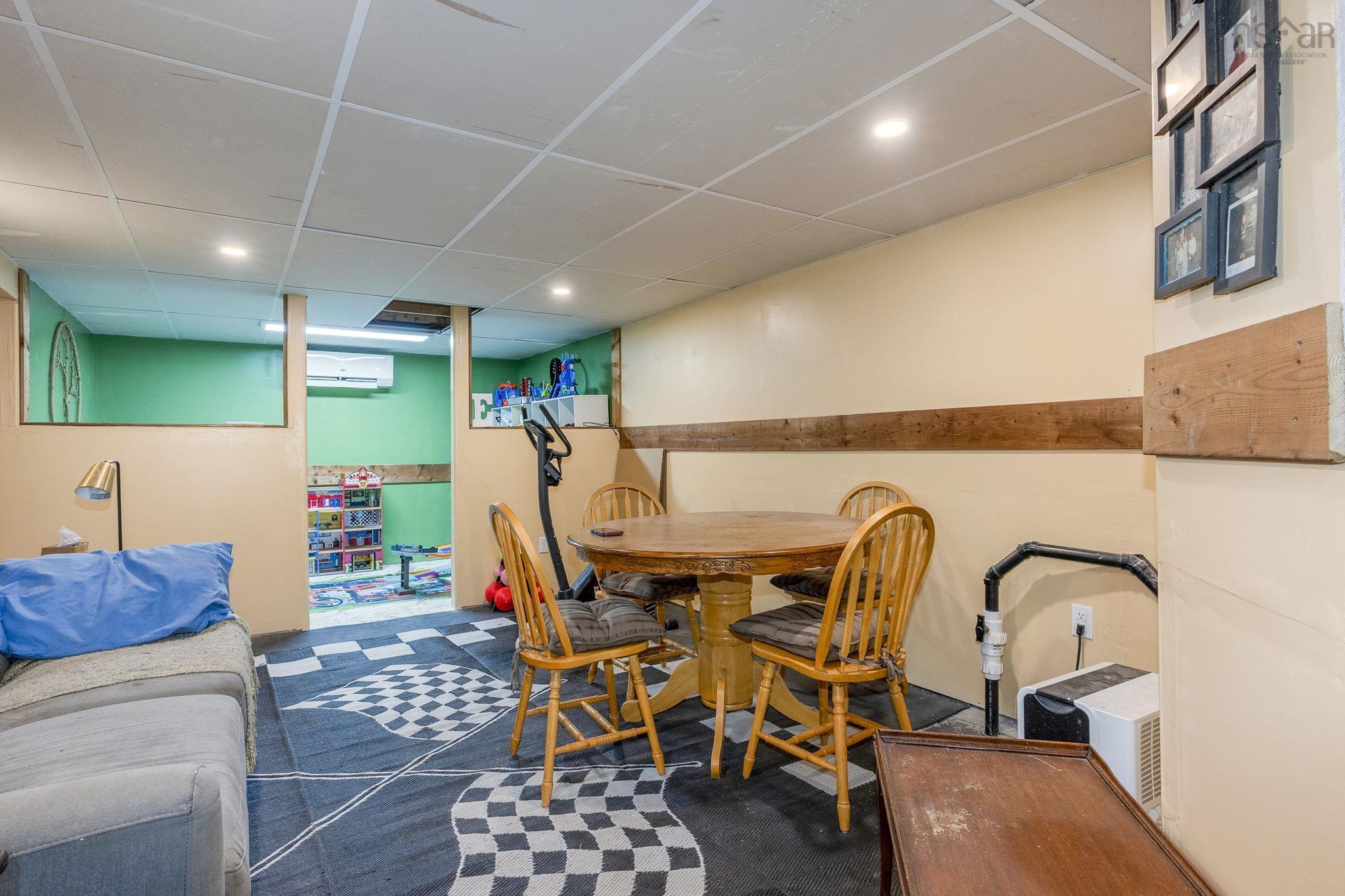 $499,900.00: 30 Hillside Avenue, Bible Hill