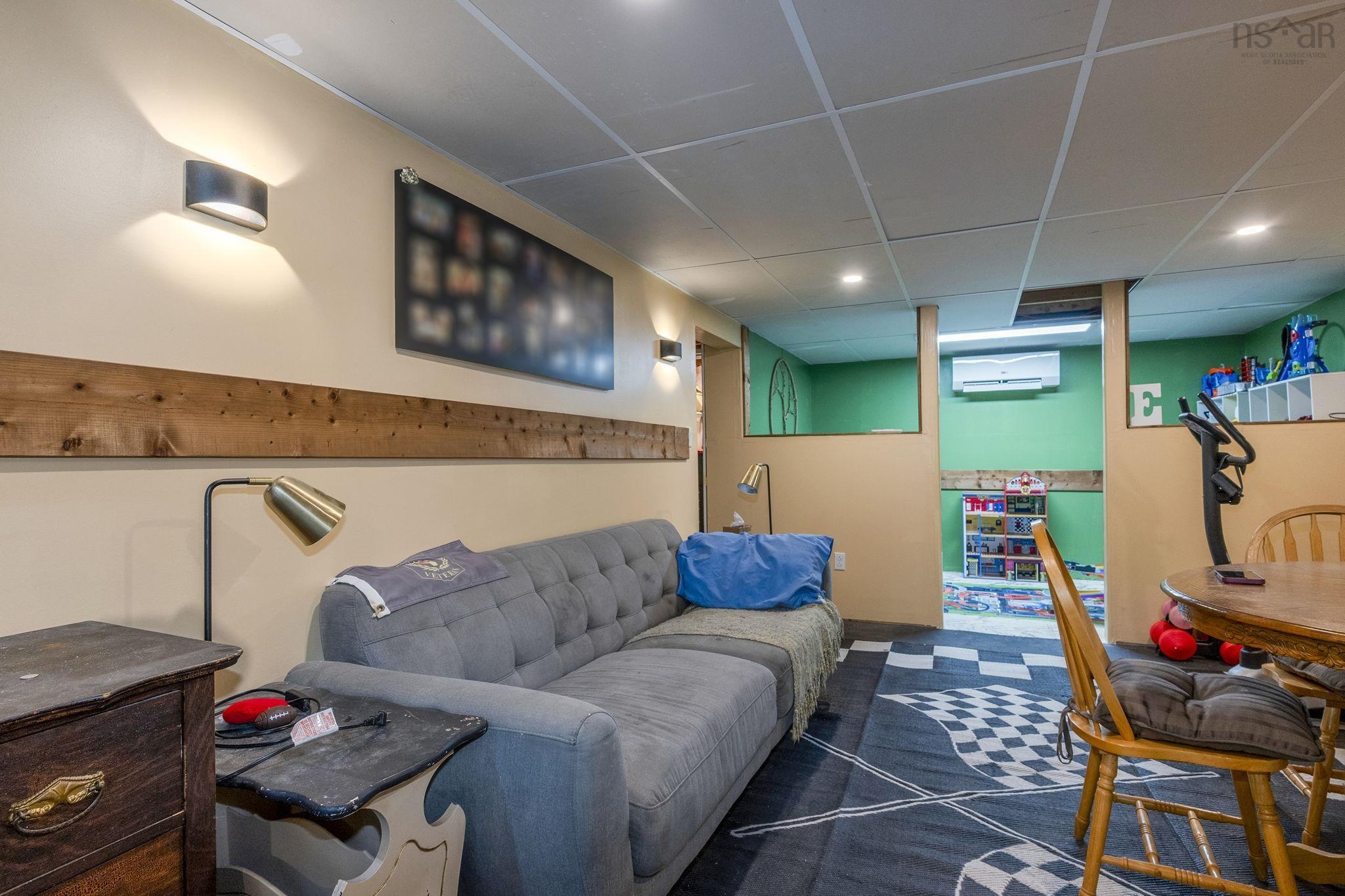 $499,900.00: 30 Hillside Avenue, Bible Hill