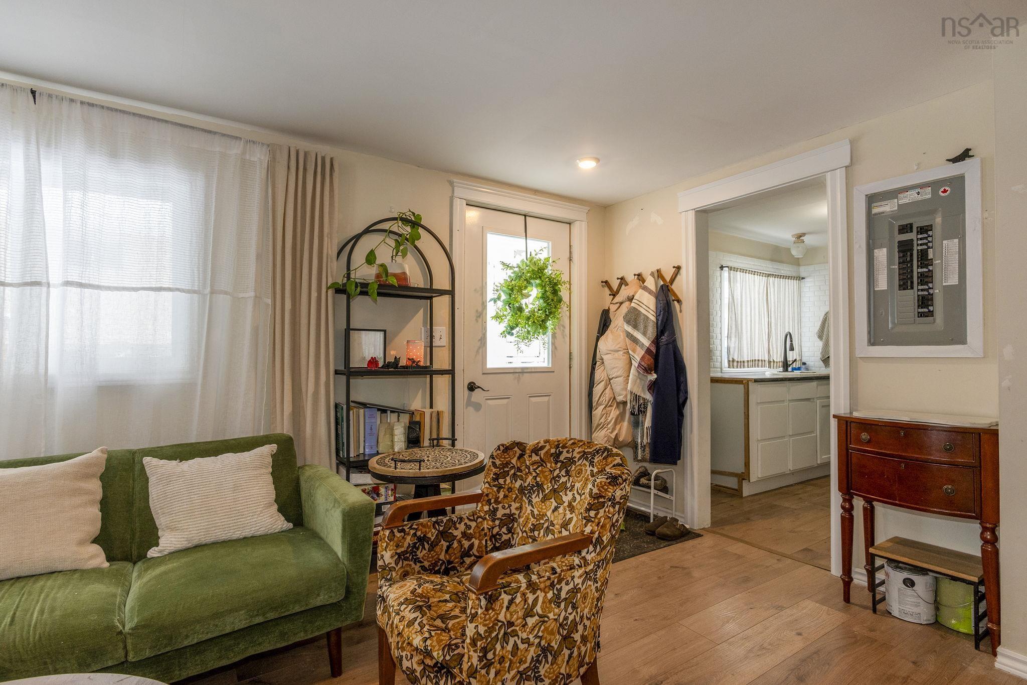 $499,900.00: 30 Hillside Avenue, Bible Hill