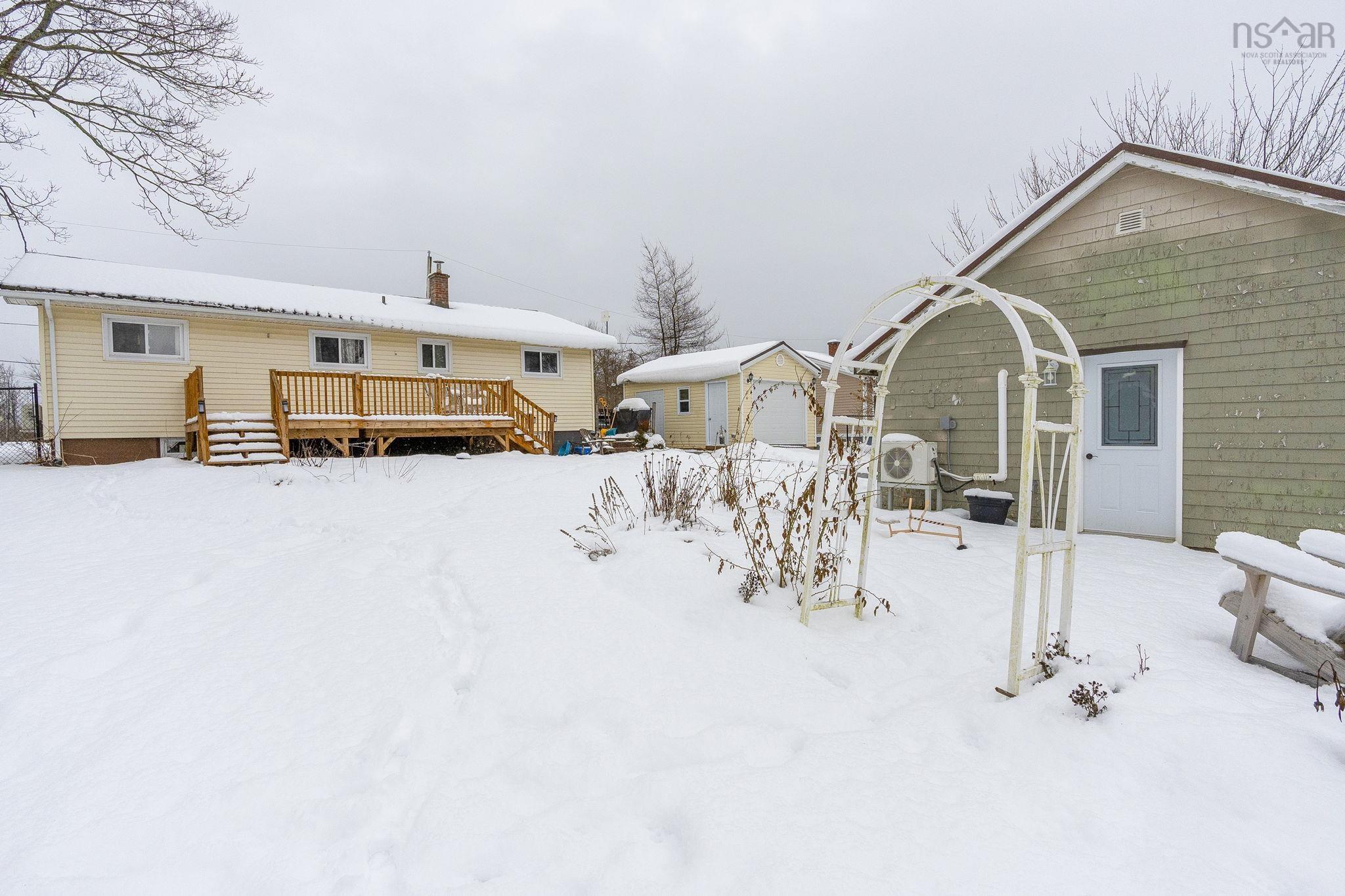 $499,900.00: 30 Hillside Avenue, Bible Hill