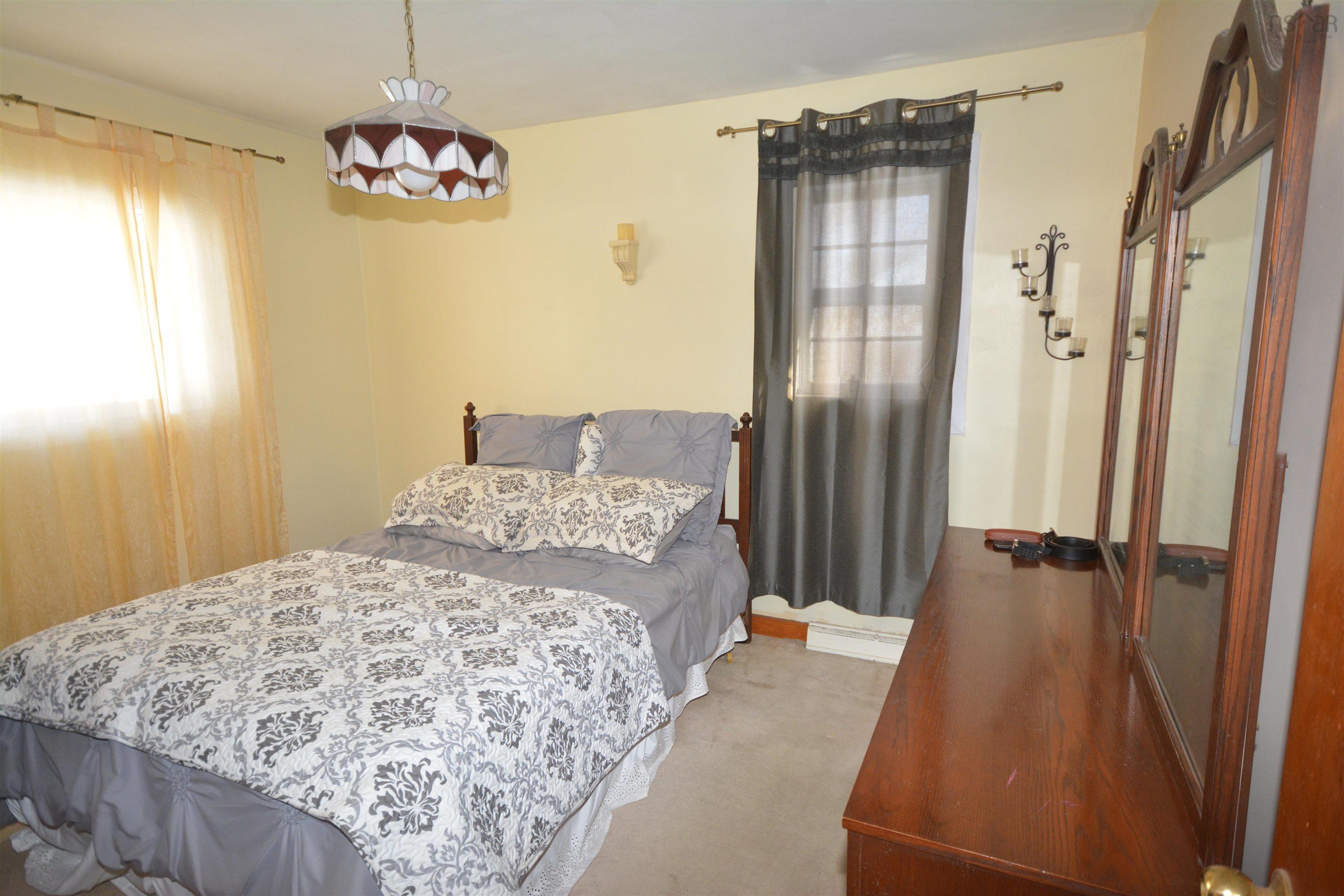 $459,900.00: 15 Iris Avenue, Herring Cove