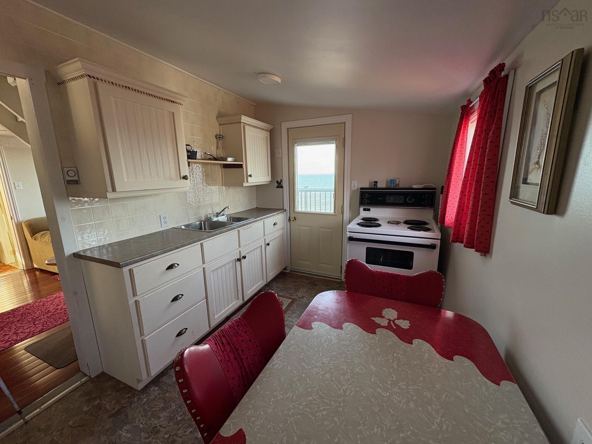 $229,900.00: 811 French Cross Road, Morden