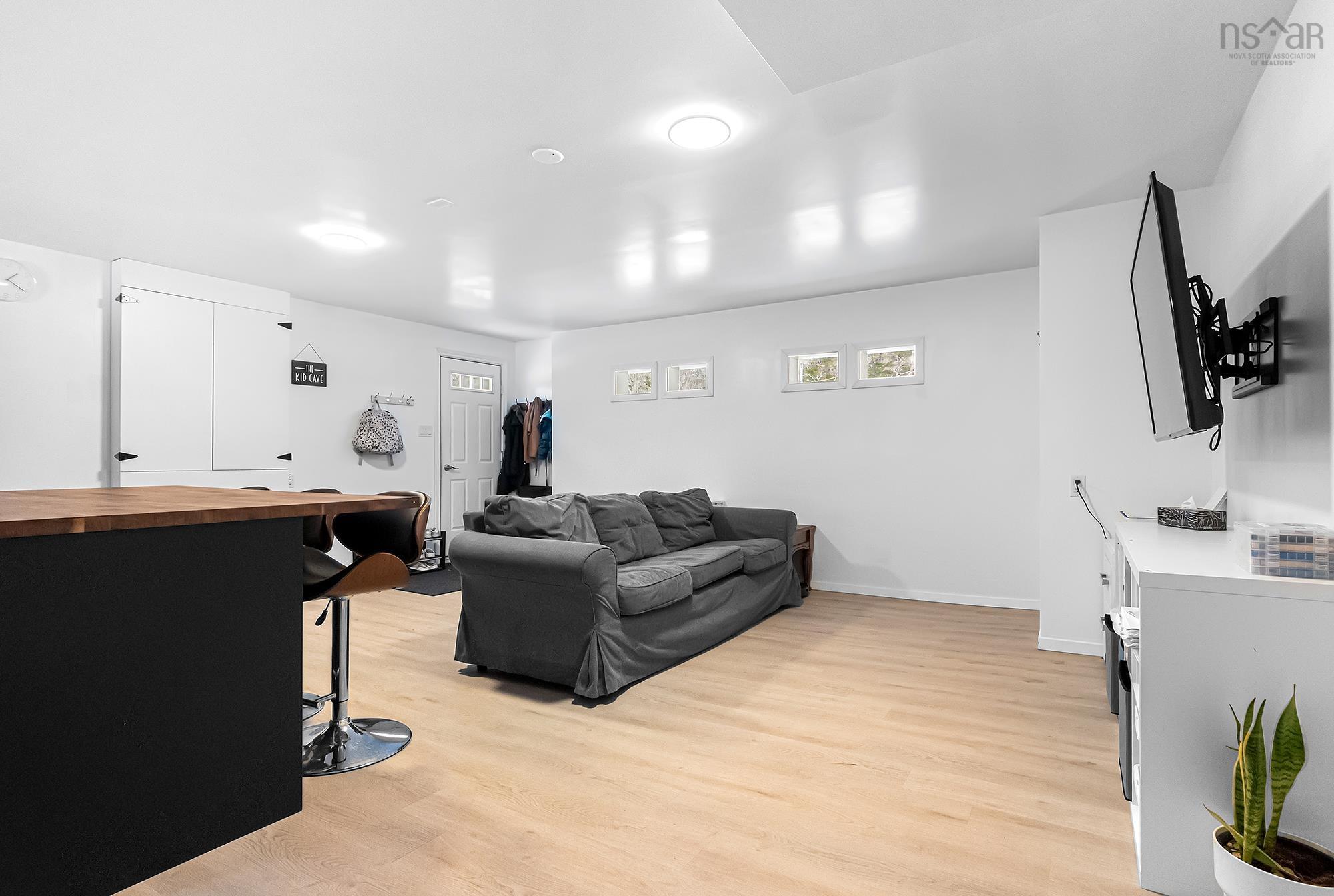 $664,900.00: 45 Rockcliffe Crescent, Hammonds Plains