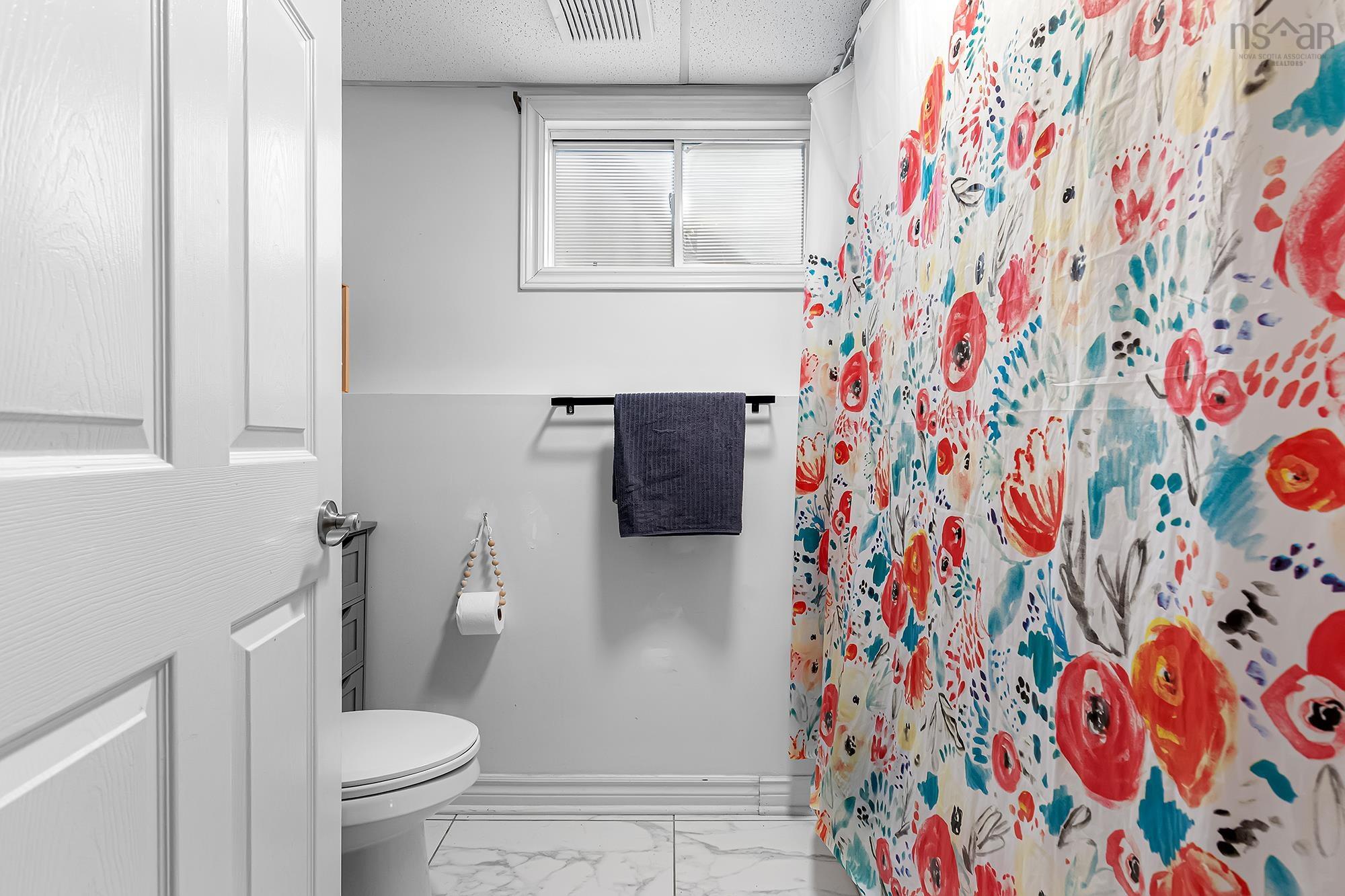 $664,900.00: 45 Rockcliffe Crescent, Hammonds Plains