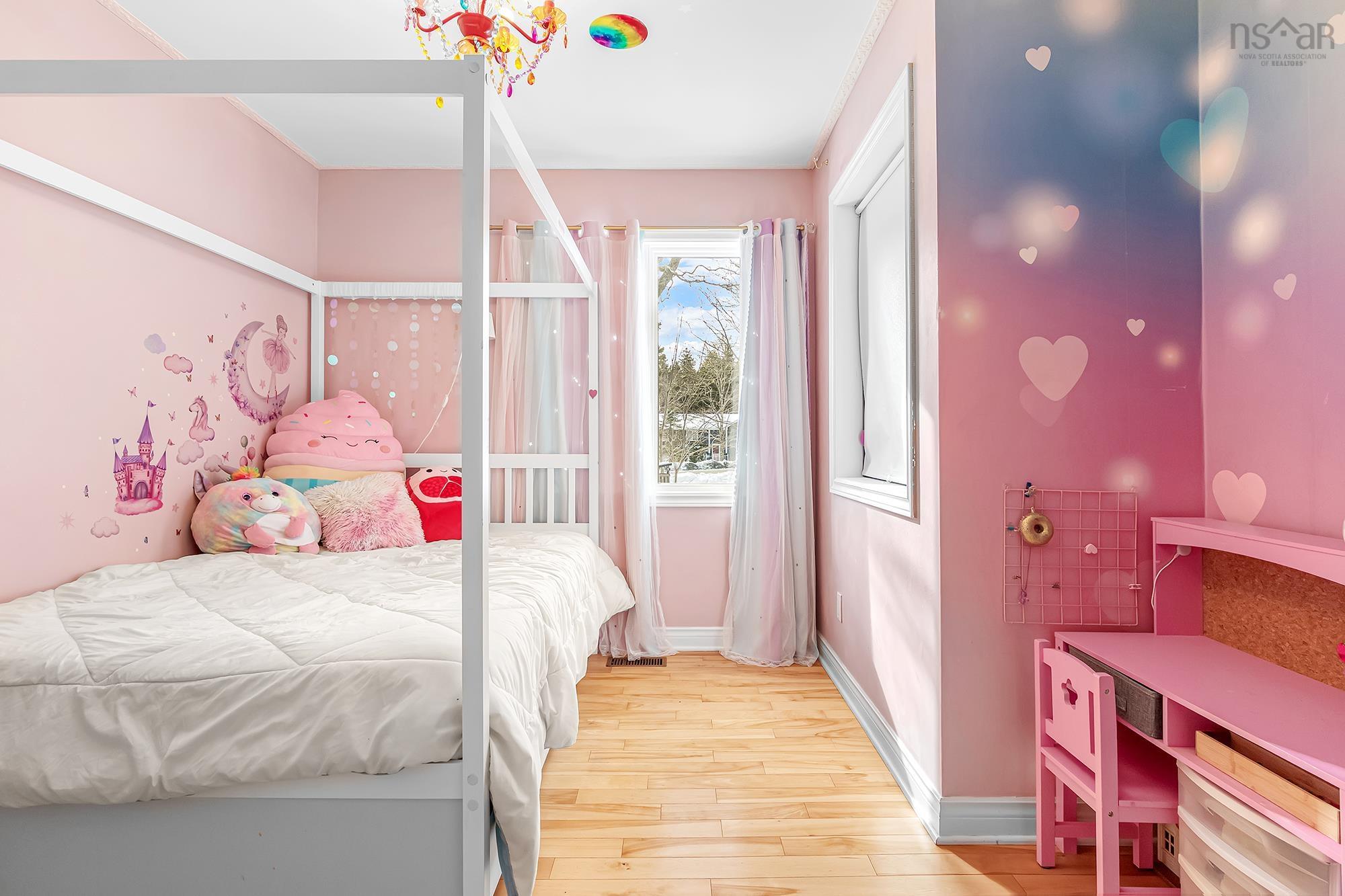 $664,900.00: 45 Rockcliffe Crescent, Hammonds Plains