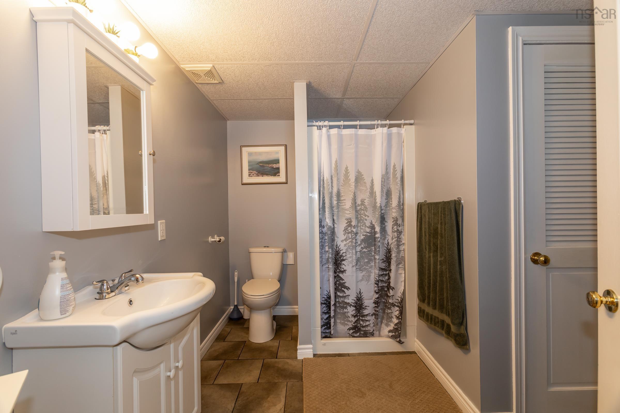 $399,000.00: 533 Mcclair Avenue, Greenwood