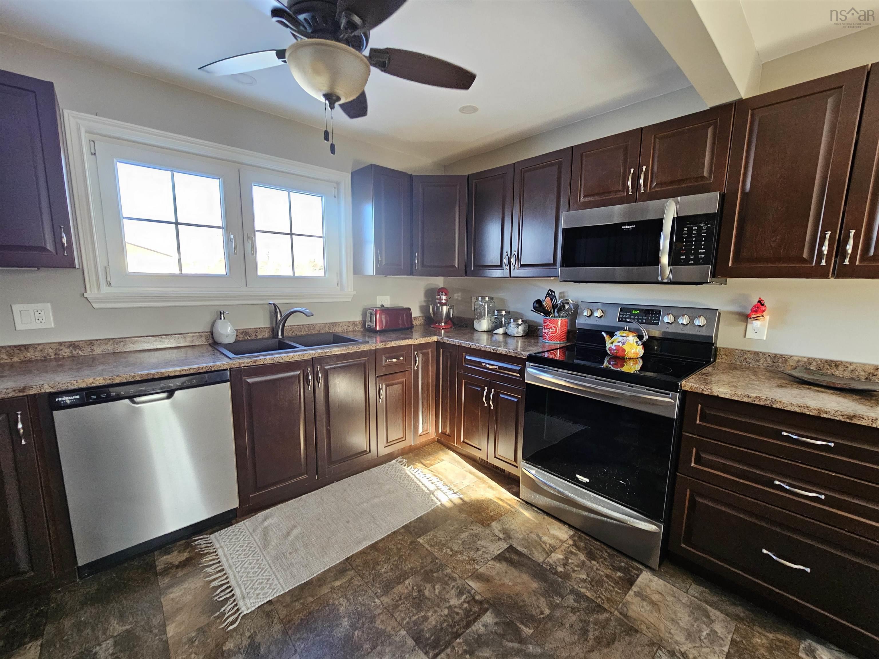 $249,900.00: 186 Legatto Street, Sydney Mines