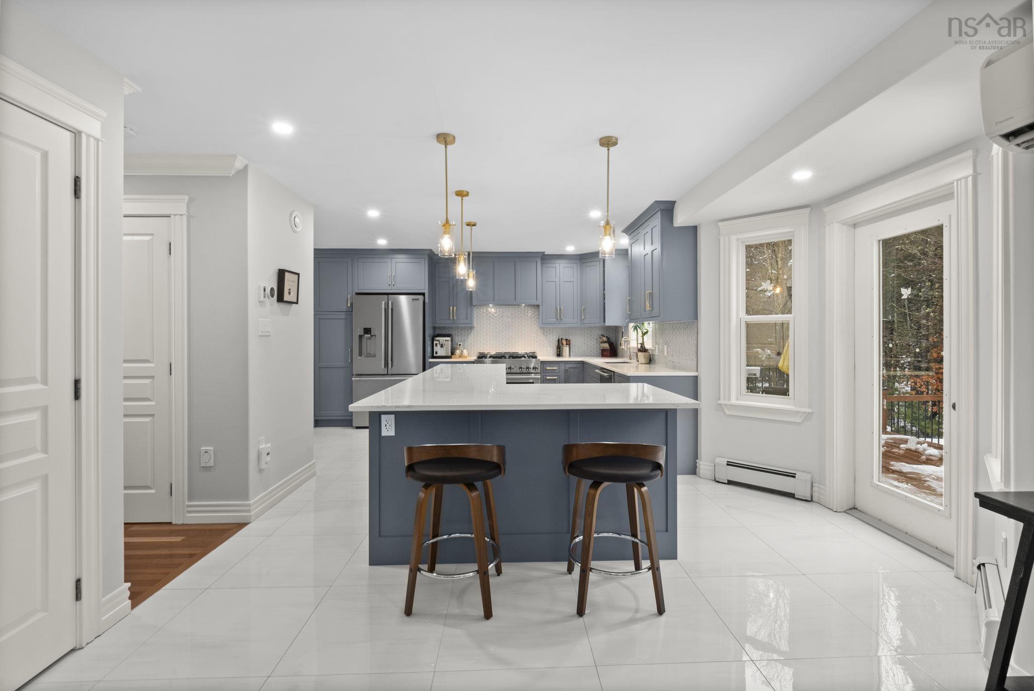 $799,900.00: 150 Daisywood Drive, Hammonds Plains