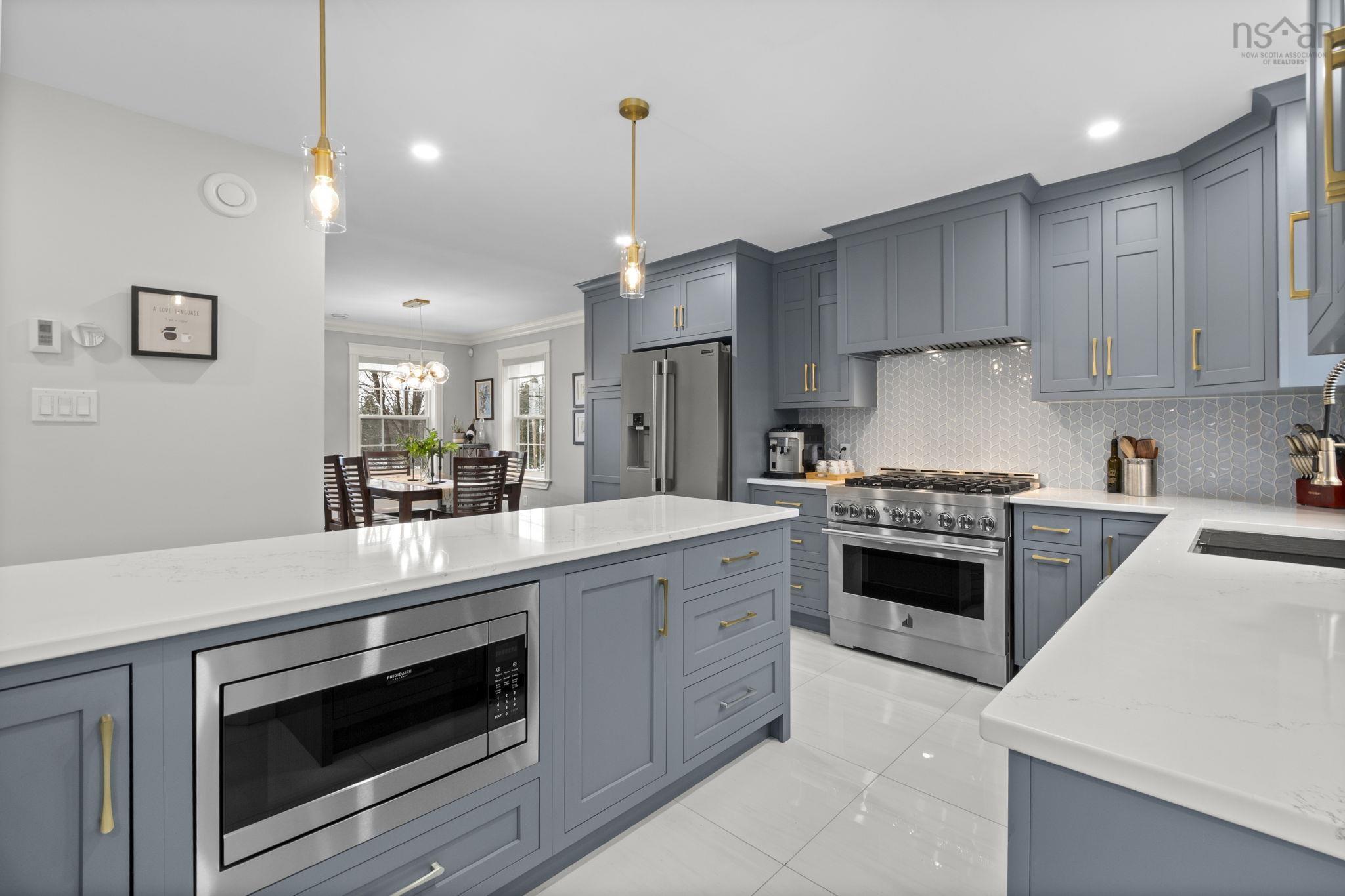 $799,900.00: 150 Daisywood Drive, Hammonds Plains