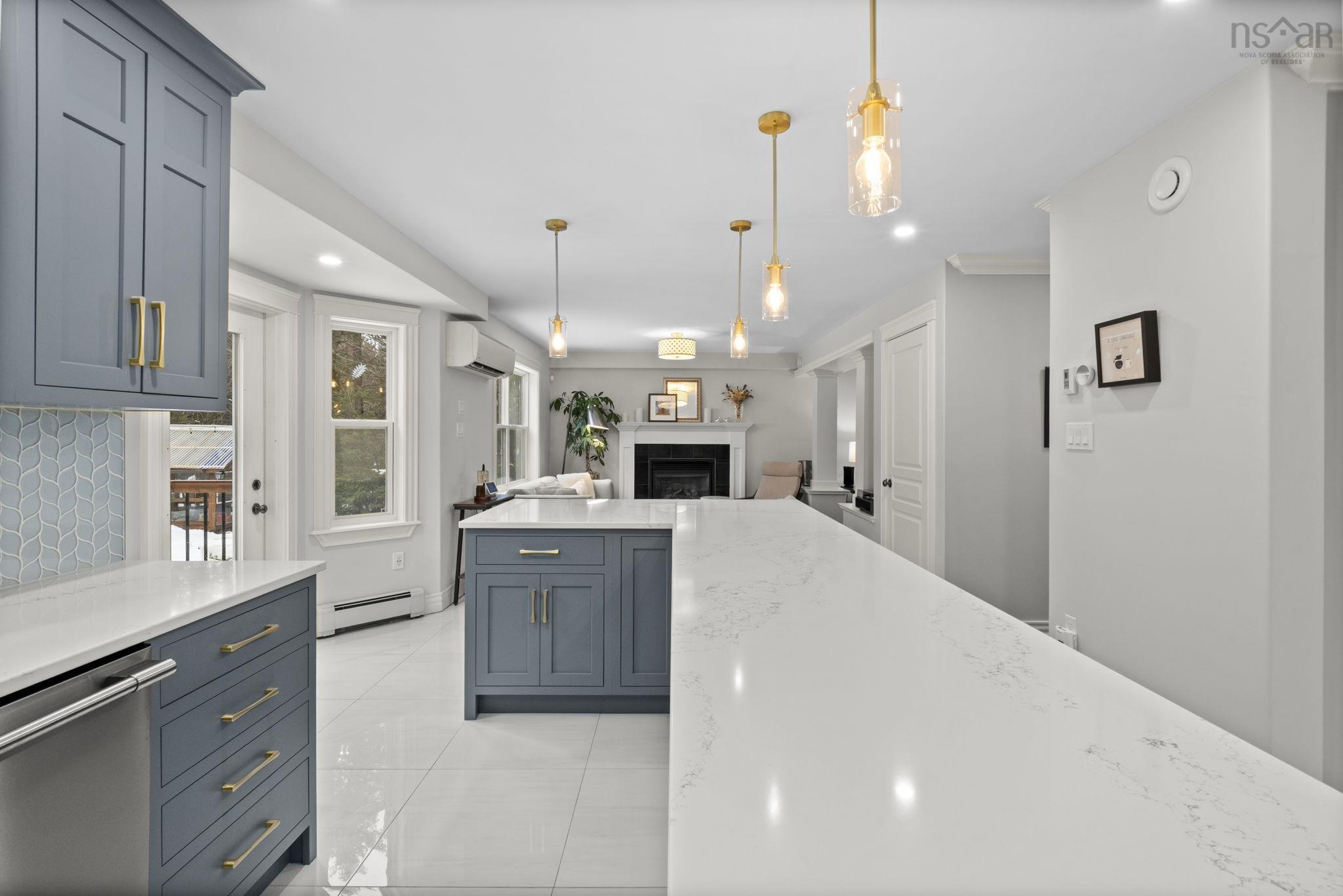 $799,900.00: 150 Daisywood Drive, Hammonds Plains