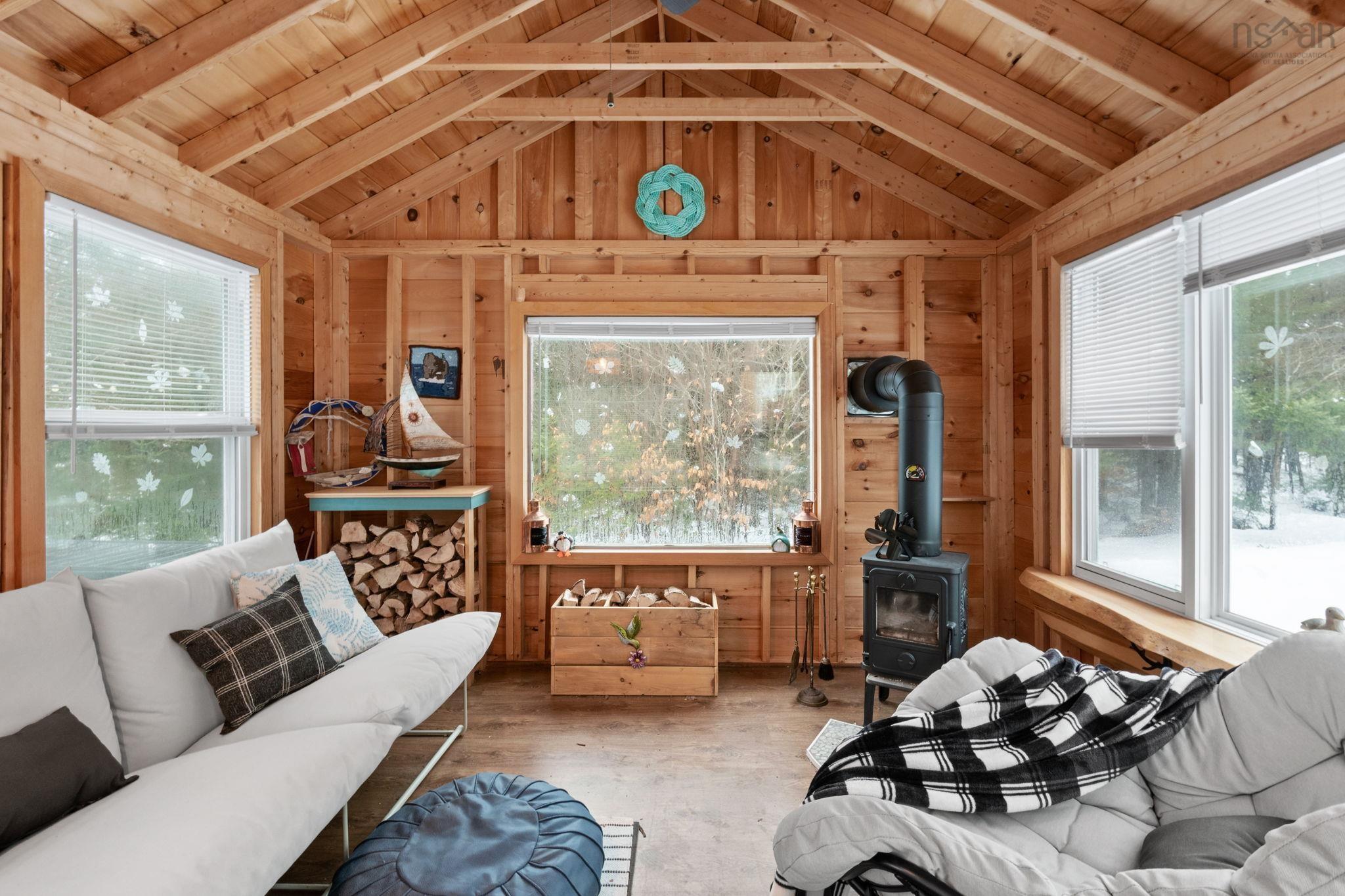 $799,900.00: 150 Daisywood Drive, Hammonds Plains