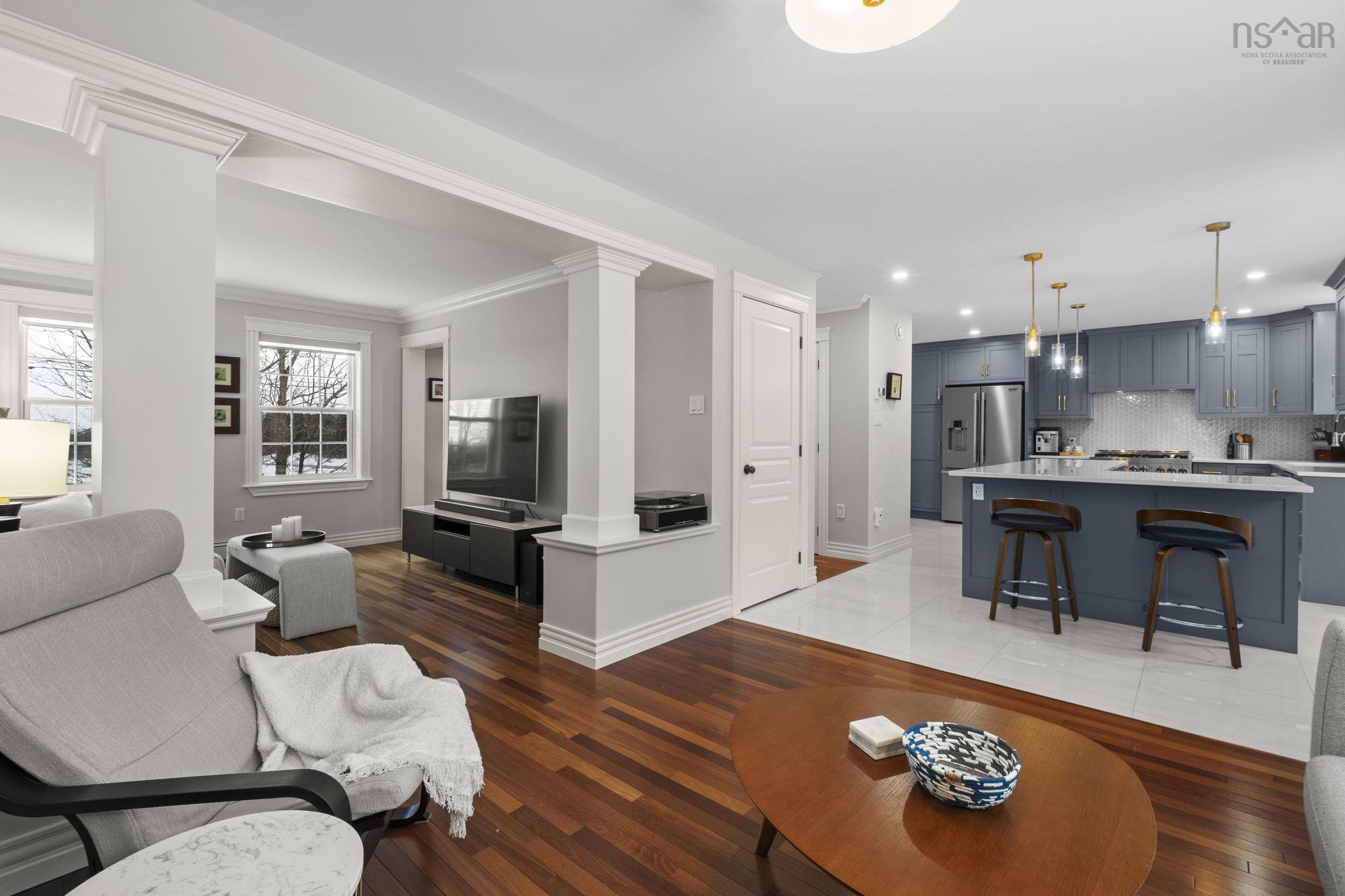 $799,900.00: 150 Daisywood Drive, Hammonds Plains