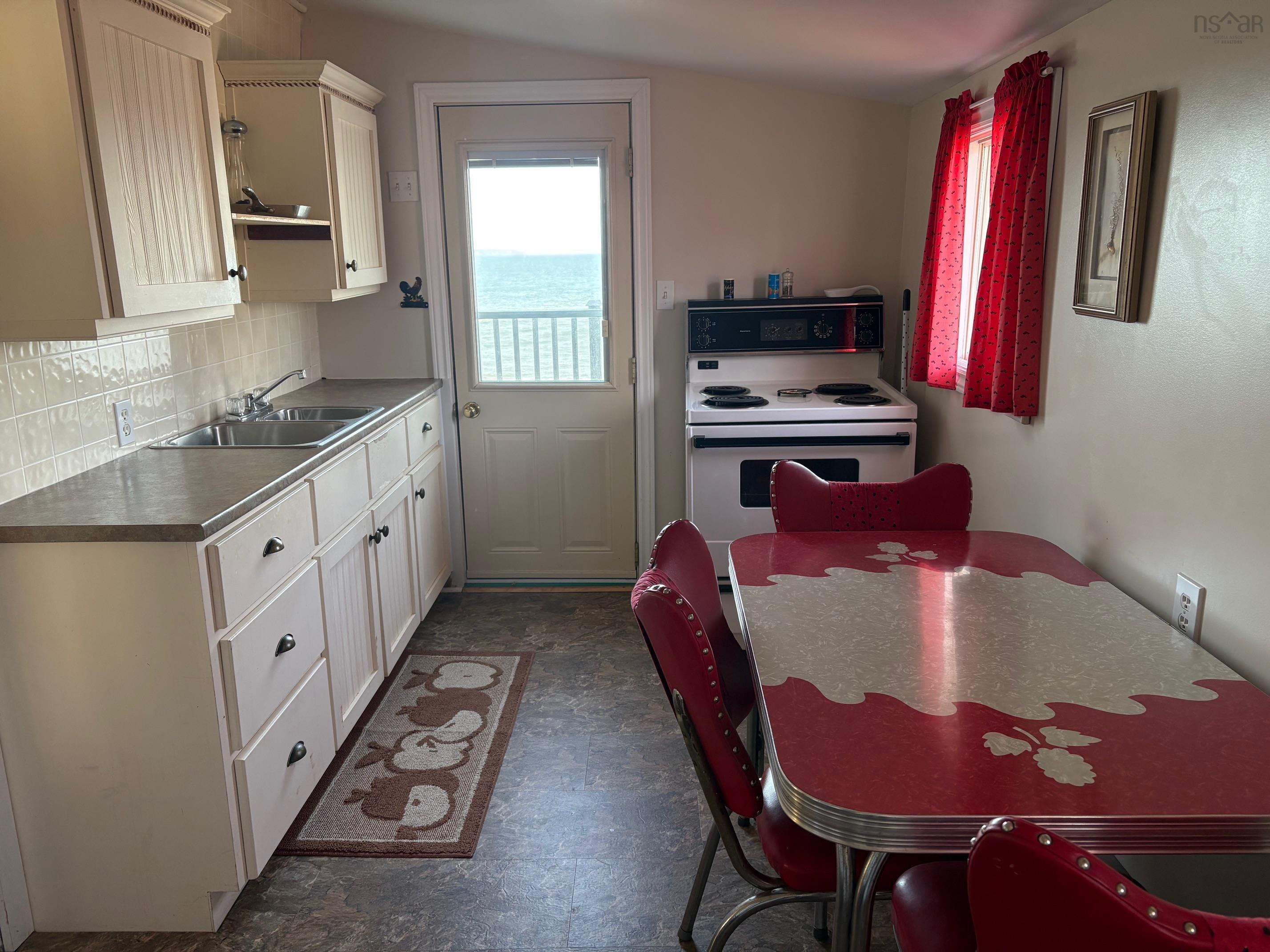 $229,900.00: 811 French Cross Road, Morden