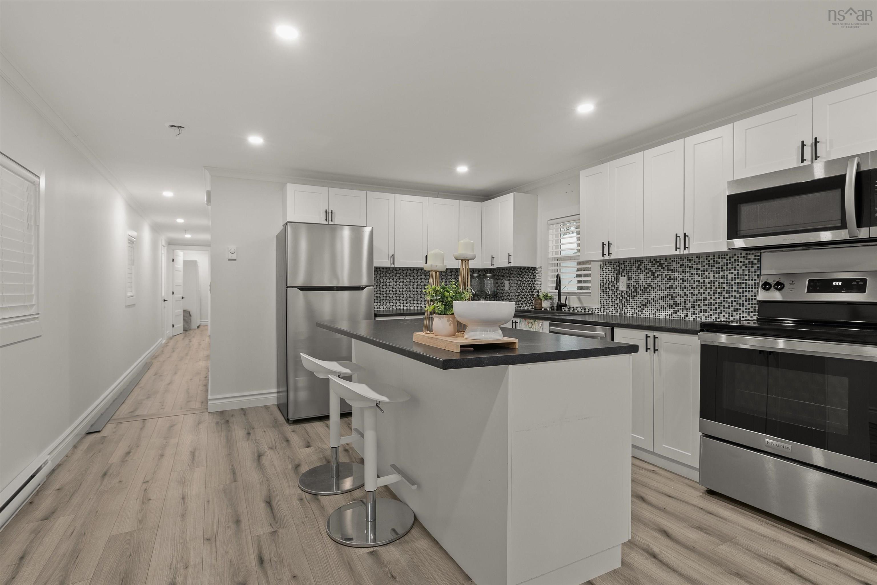 $274,900.00: 18 Commodore Avenue, Middle Sackville